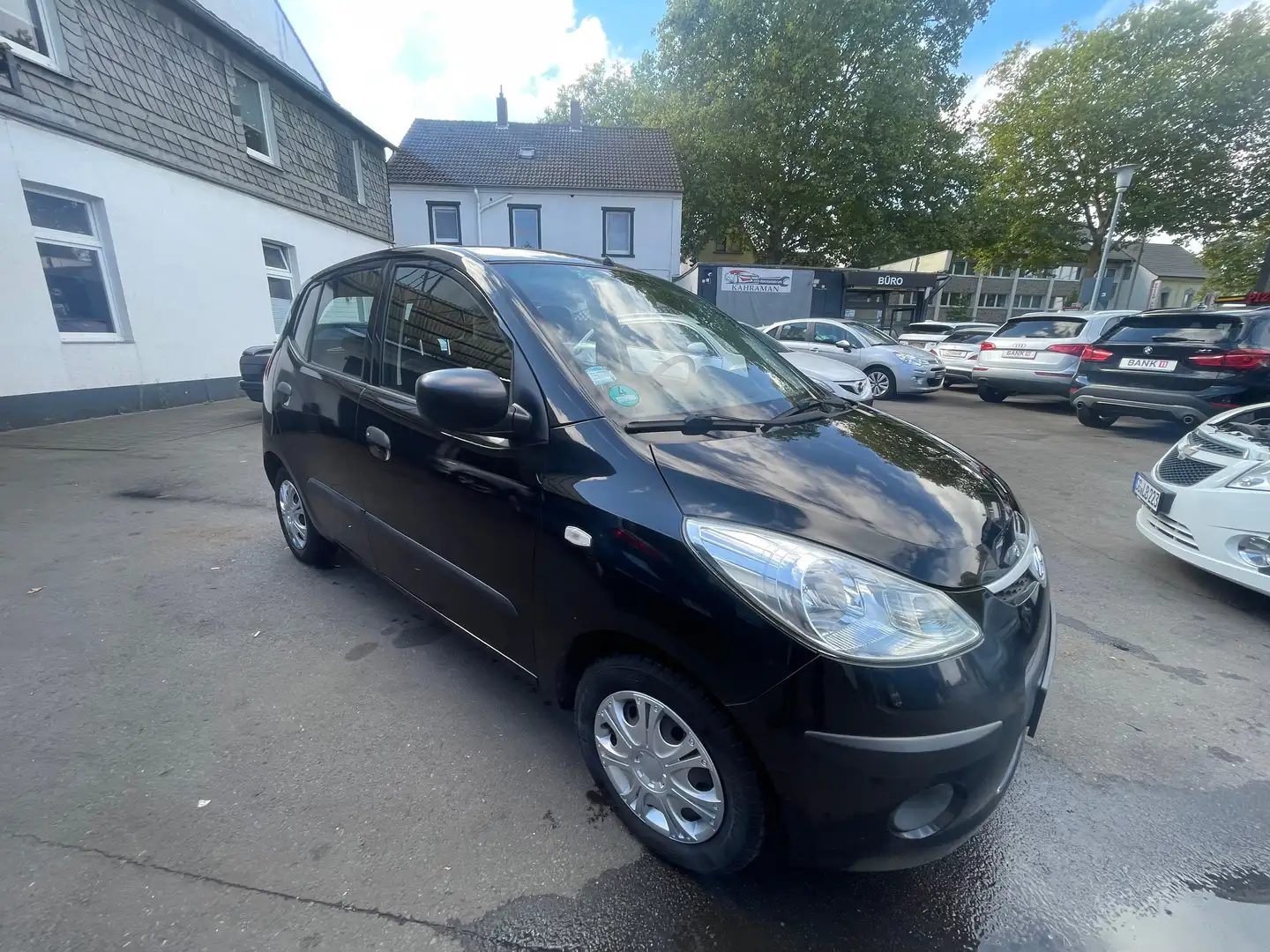 Hyundai i10 Edition+59000KM Schwarz - 1