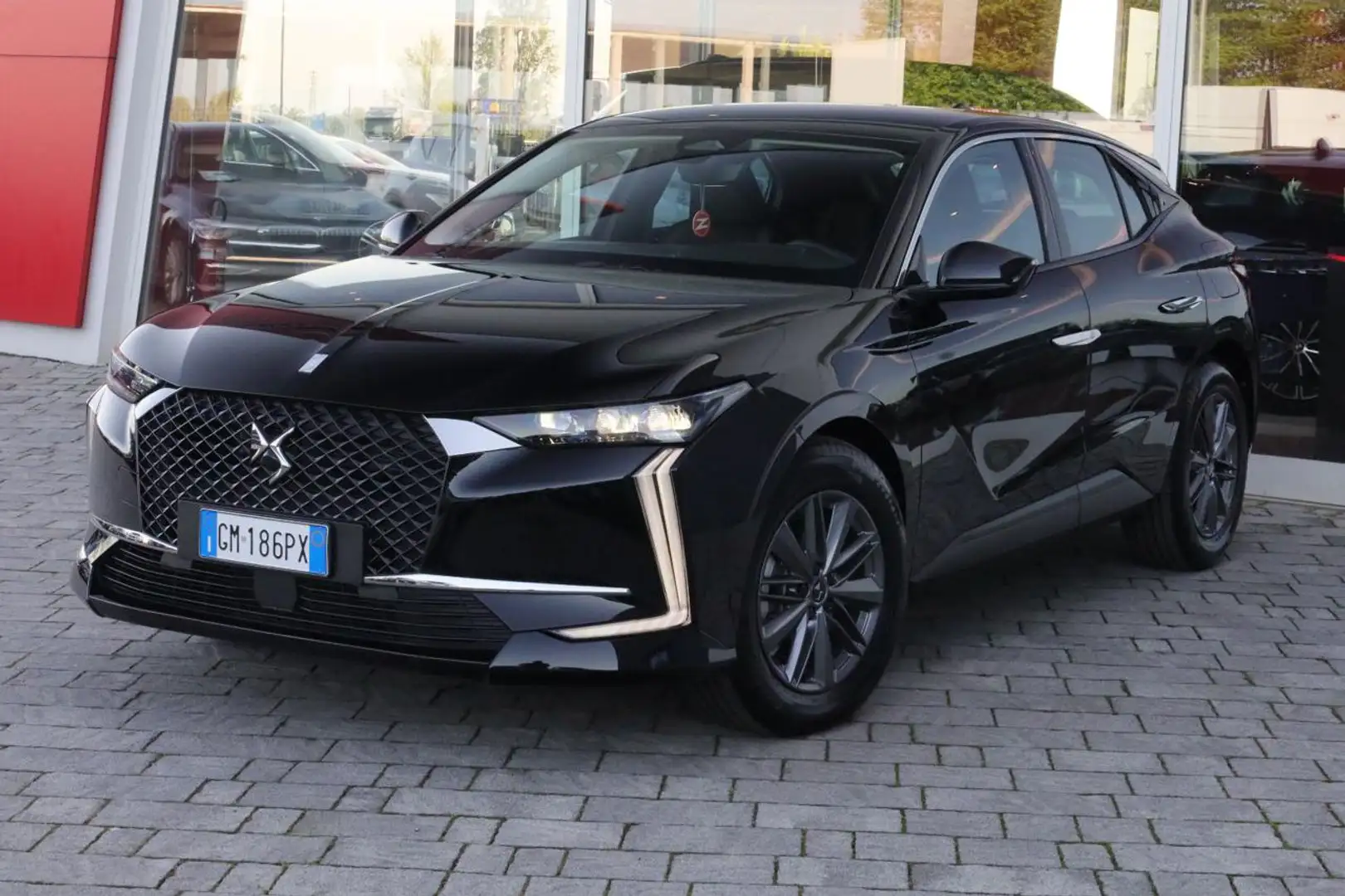 DS Automobiles DS 4 E-Tense 225 Business Plug-in Km0 Fekete - 2