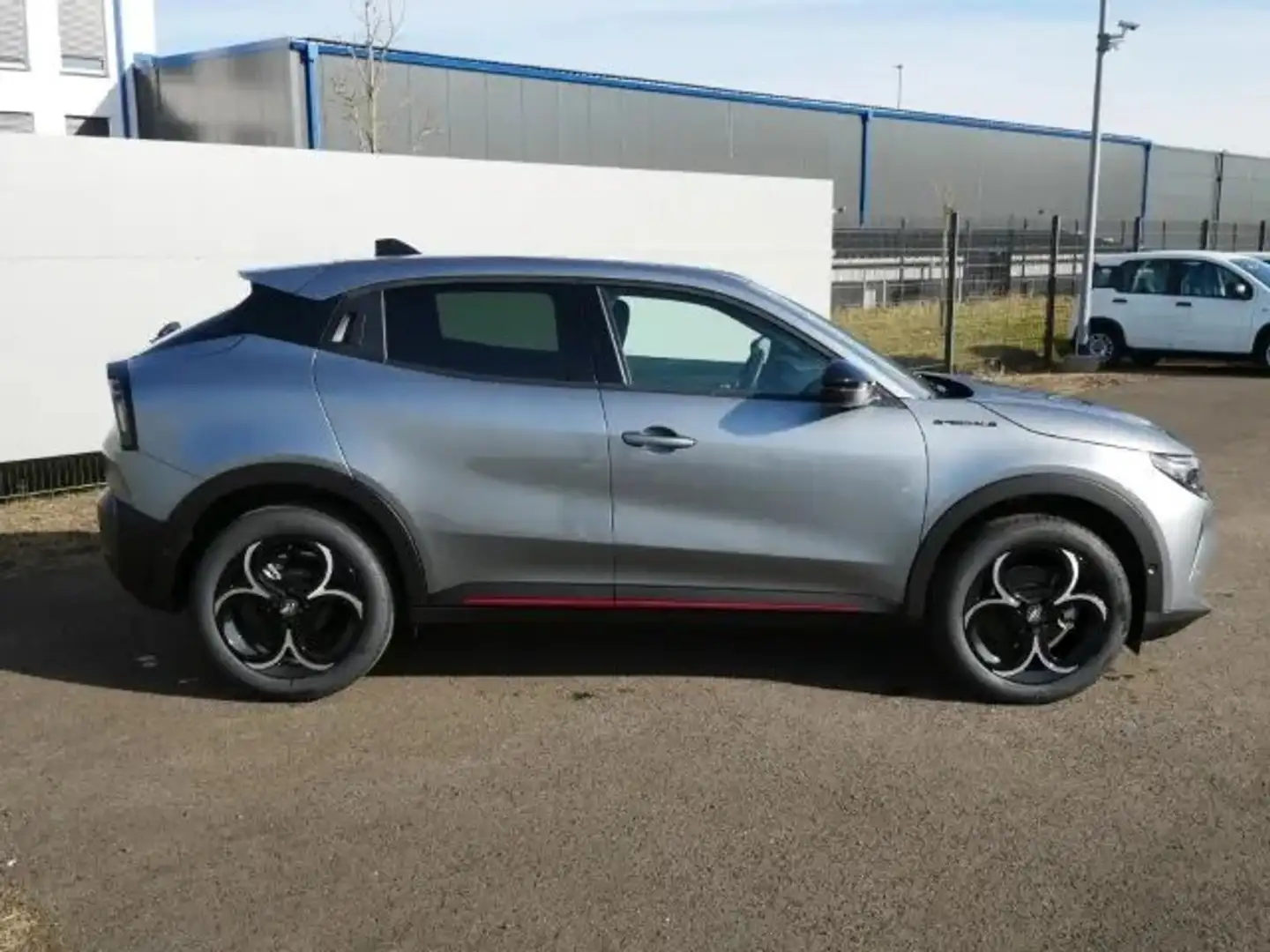 Alfa Romeo Junior 1.2 136 CV Hybrid eDCT6 Speciale/  Pack TECNOLOGI Grigio - 2