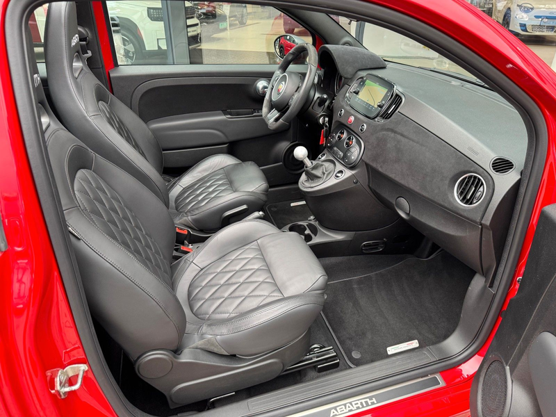 Abarth 695 595 695 Cabrio 1.4 T-Jet 180 Xenon, Beats, Navi — photo 9