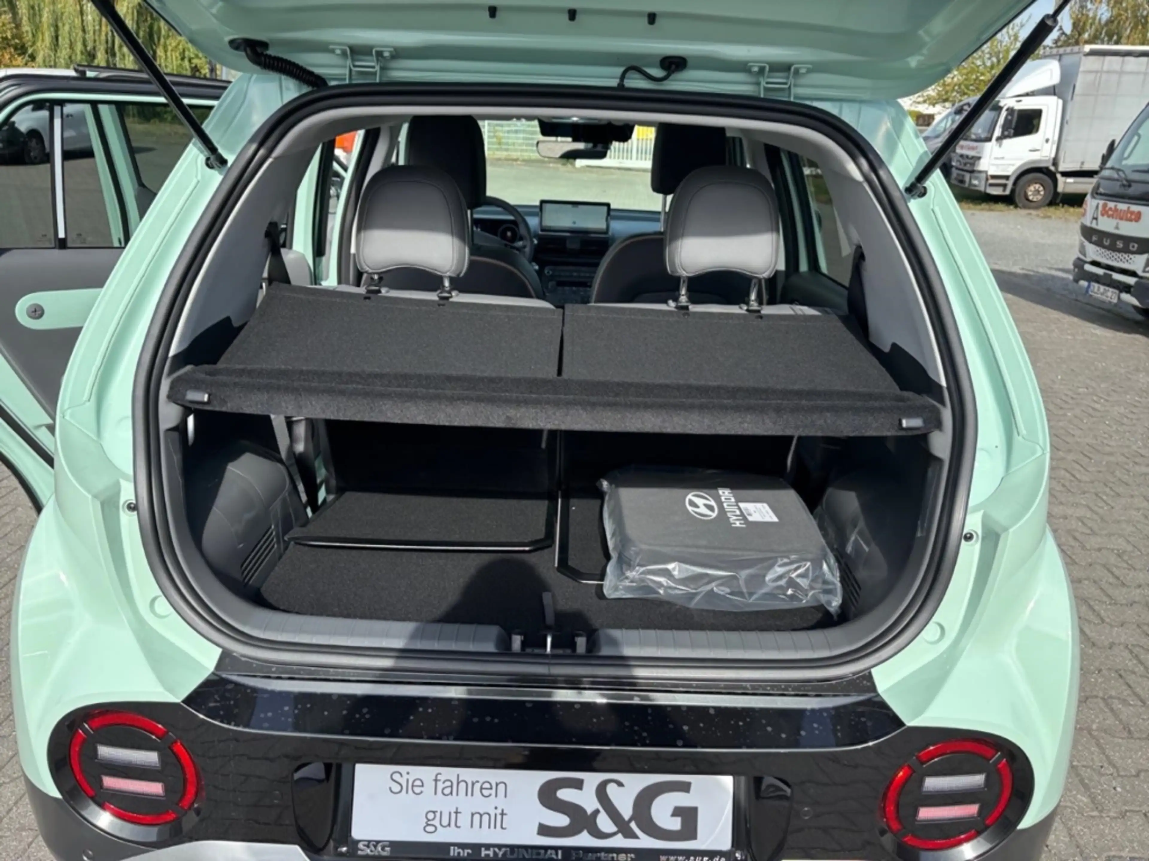 Hyundai Inster Lounge 49 kWh 2WD*ELEKTRO-KOMFORT-PAKET*LENKHZG*KA — photo 12