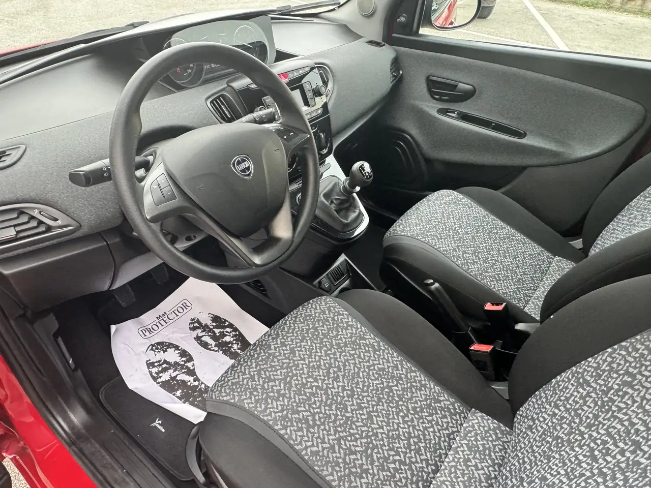 Lancia Ypsilon 2022 — фото 7