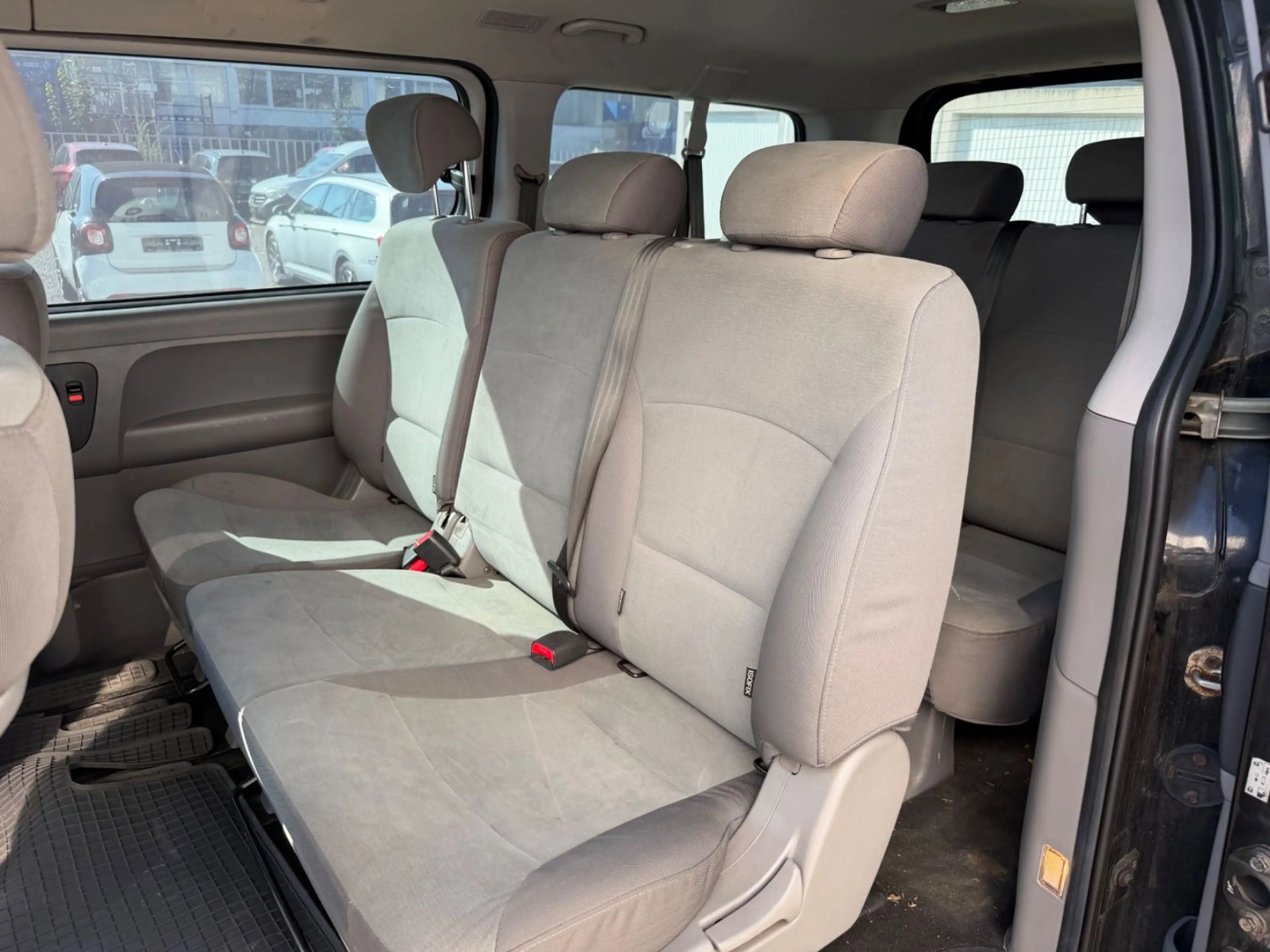 Hyundai H-1 2.5 CRDi 8 Sitzer Klima — photo 14