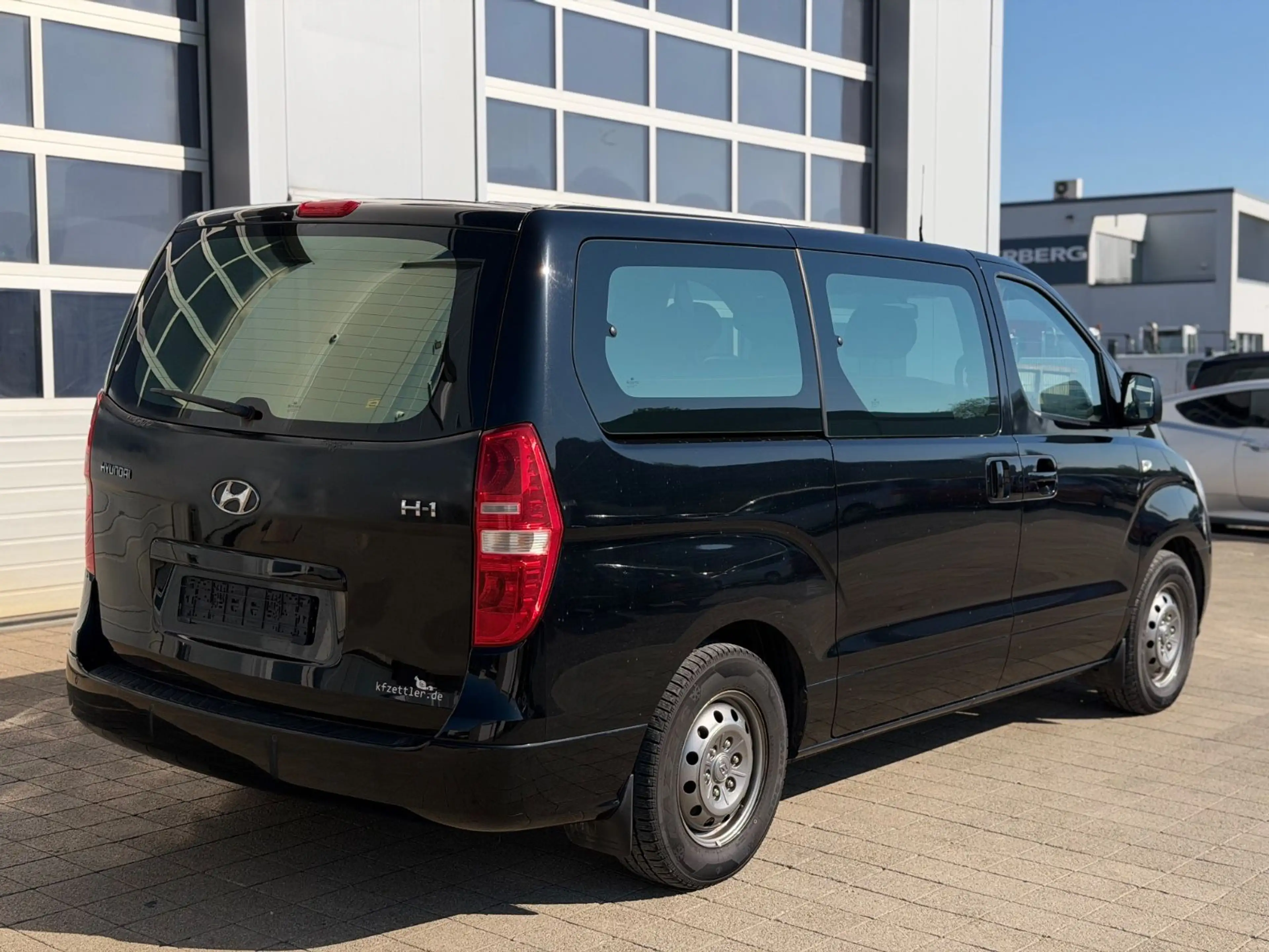 Hyundai H-1 2.5 CRDi 8 Sitzer Klima — photo 6