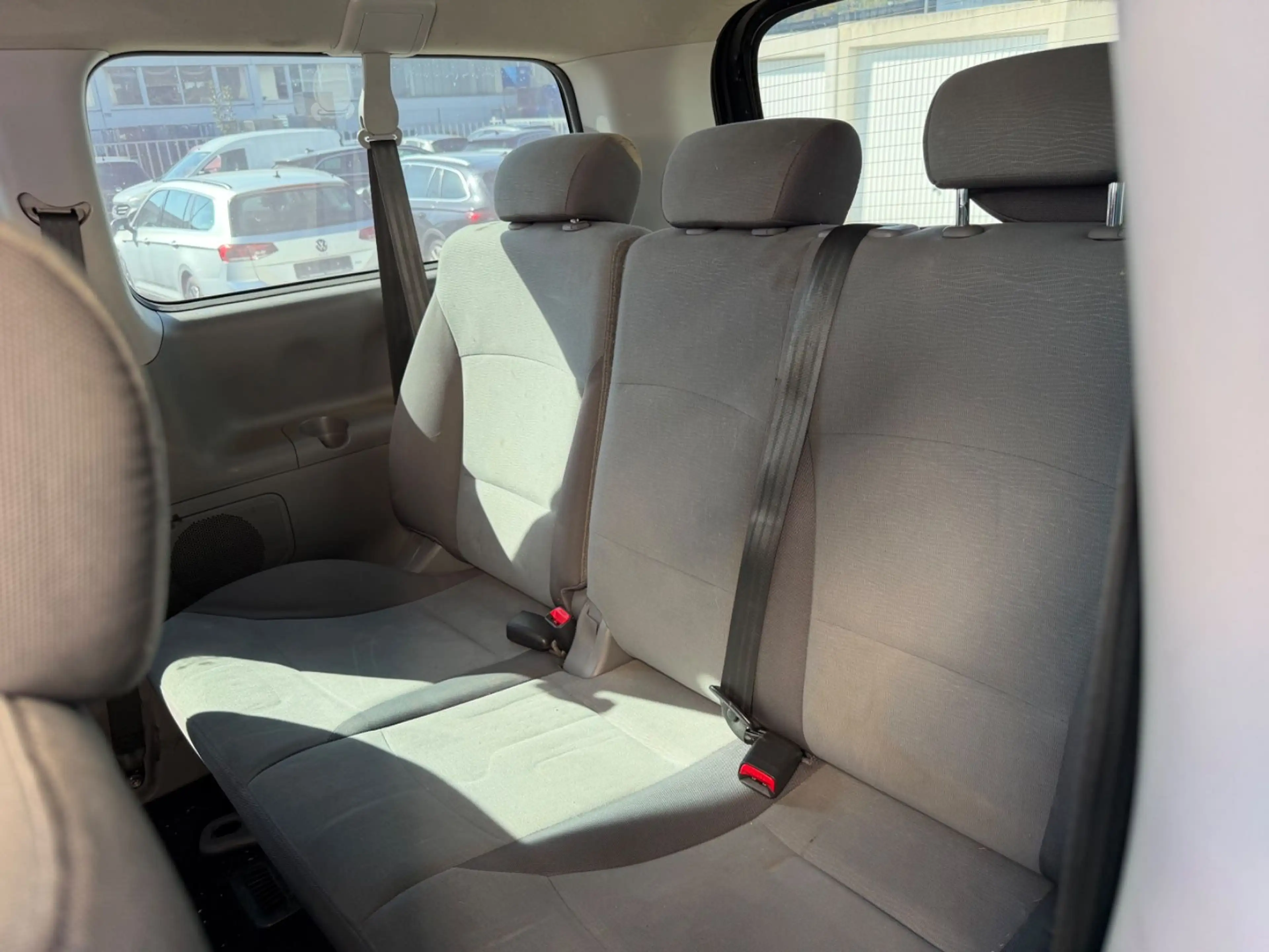 Hyundai H-1 2.5 CRDi 8 Sitzer Klima — photo 15