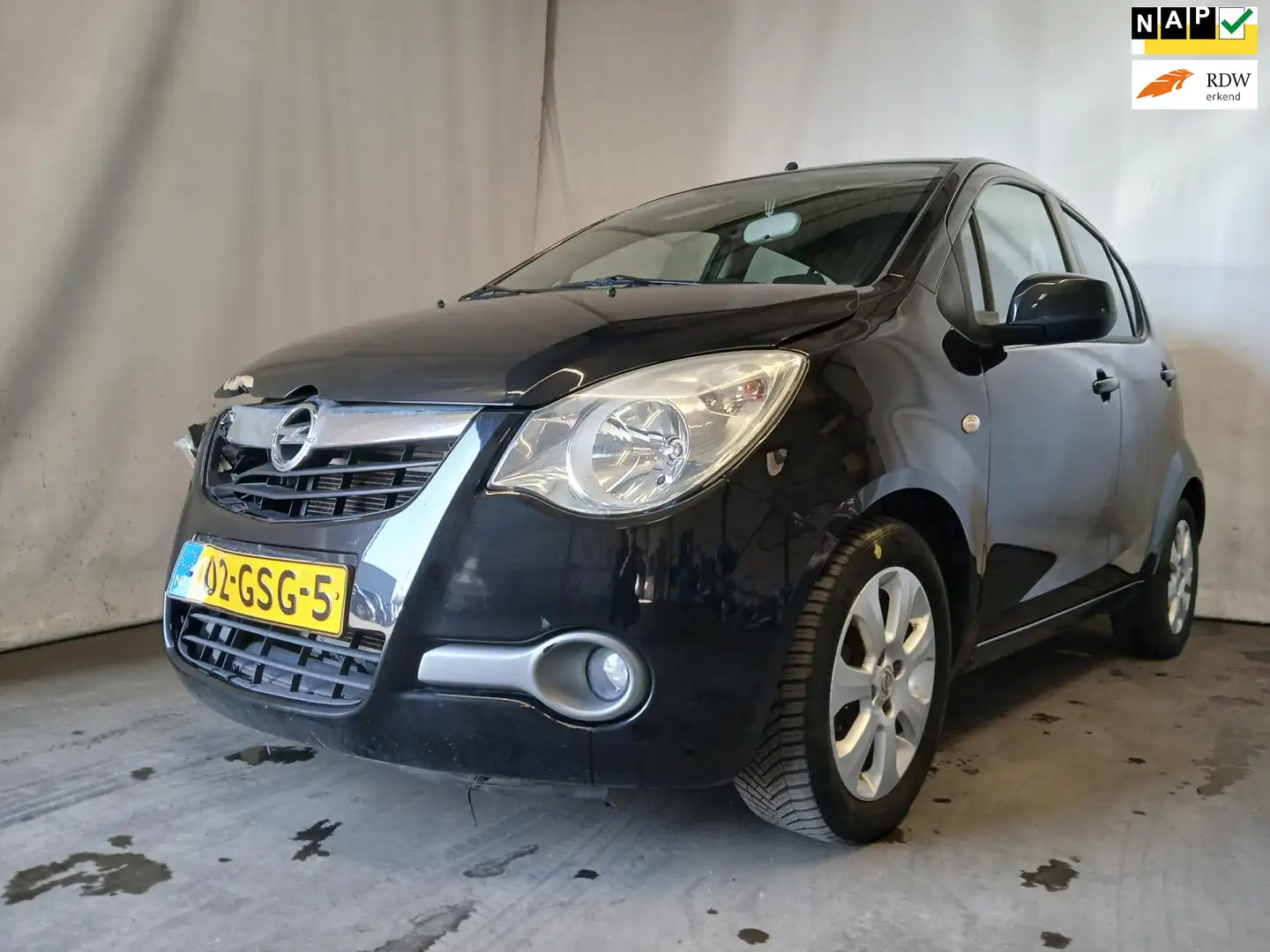 Opel Agila 1.2 Enjoy - Airco - Display - Schade Schwarz - 1