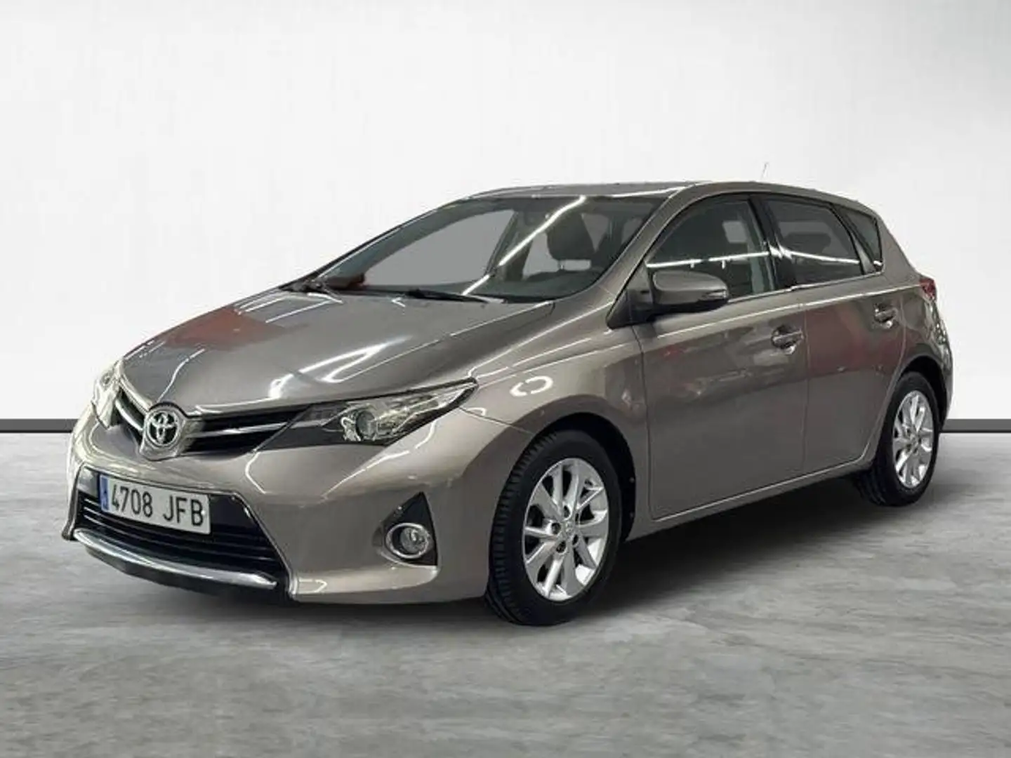 Toyota Auris 90D Active Marrón - 1