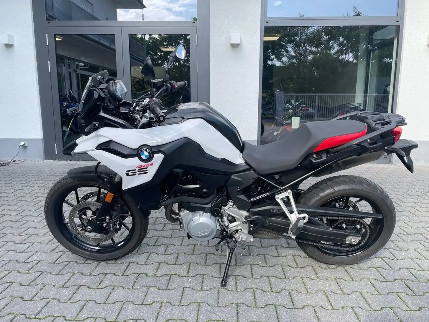 BMW F 750 GS Tiefergelegt Licht-Paket Weiß - 1