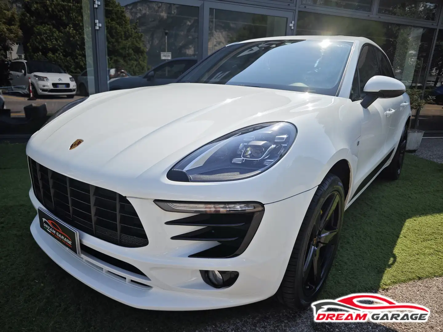 Porsche Macan Macan 2.0 252cv pdk - Sport Design Bianco - 2