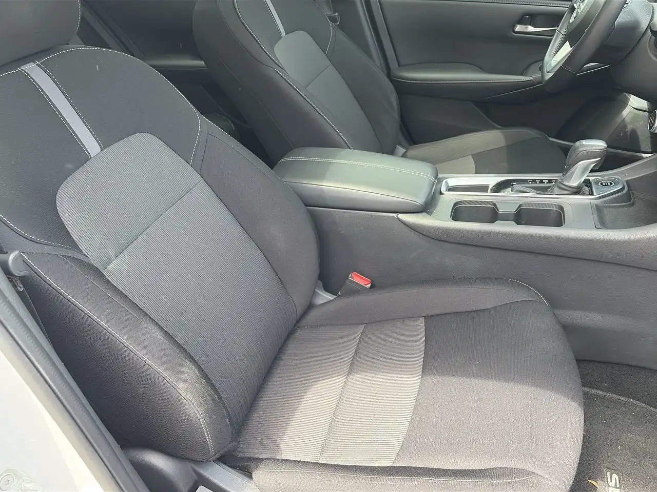 Nissan Sentra снимка Nissan Sentra