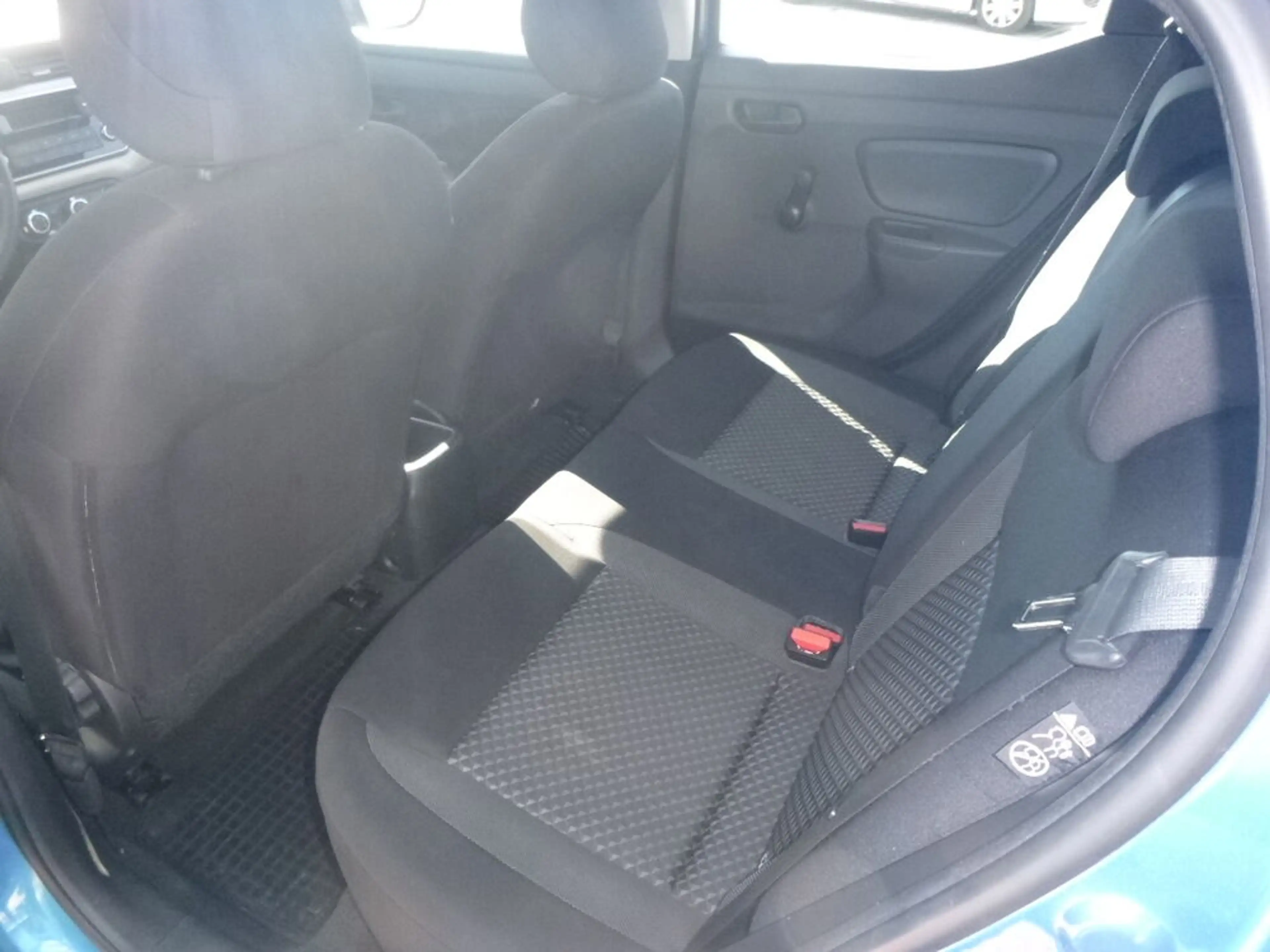 Nissan Micra Visia — photo 5