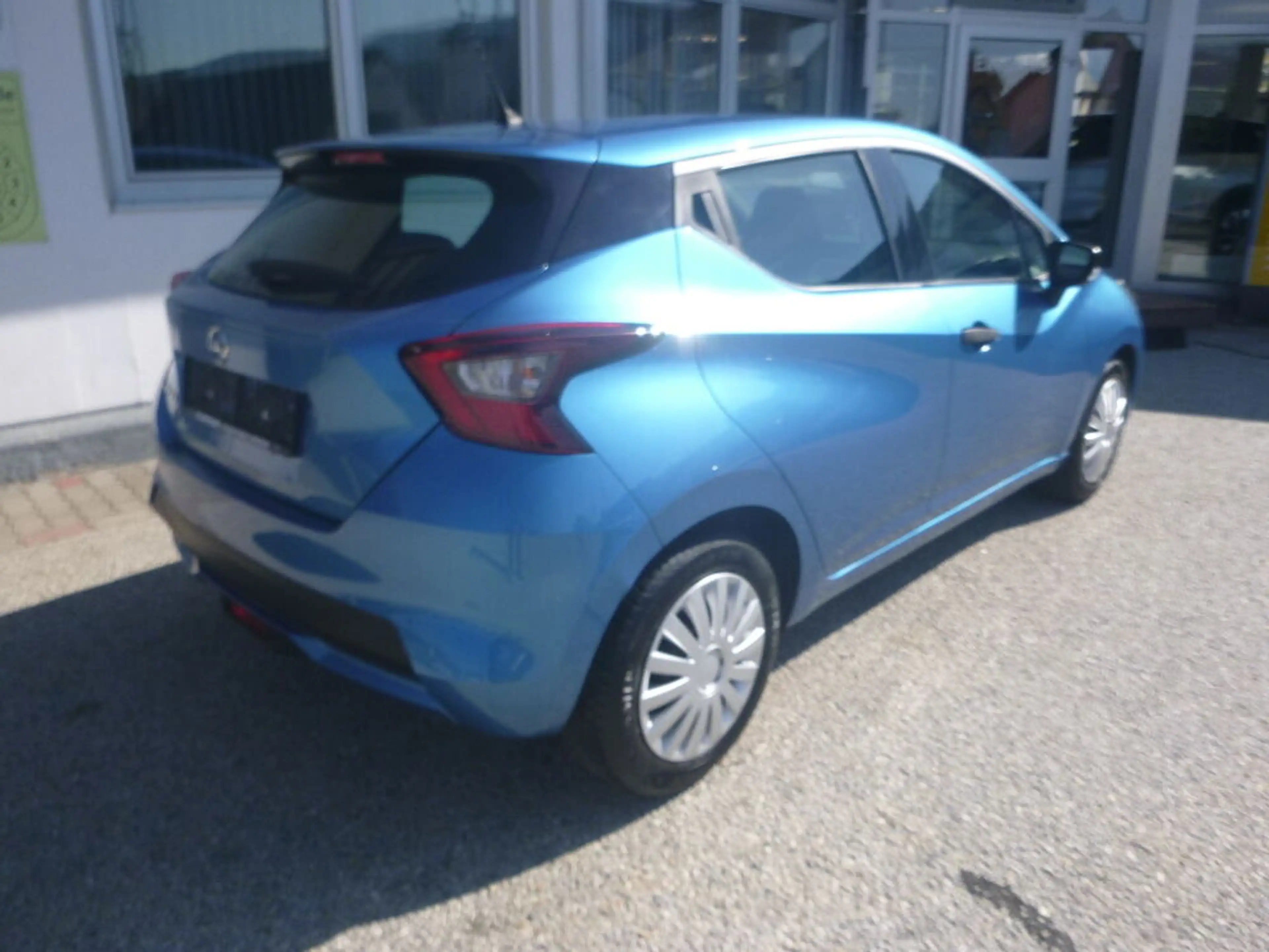 Nissan Micra Visia — photo 2