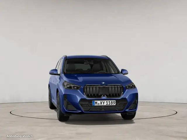 BMW X1 view 10