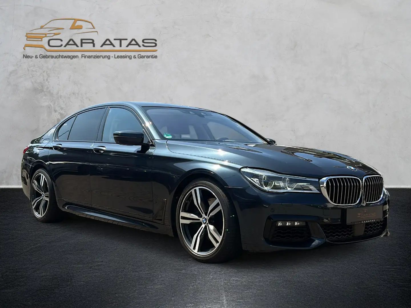 BMW 750 750d xDrive M SPORT 3 x TV *ACC *HEAD UP *360° Grau - 2