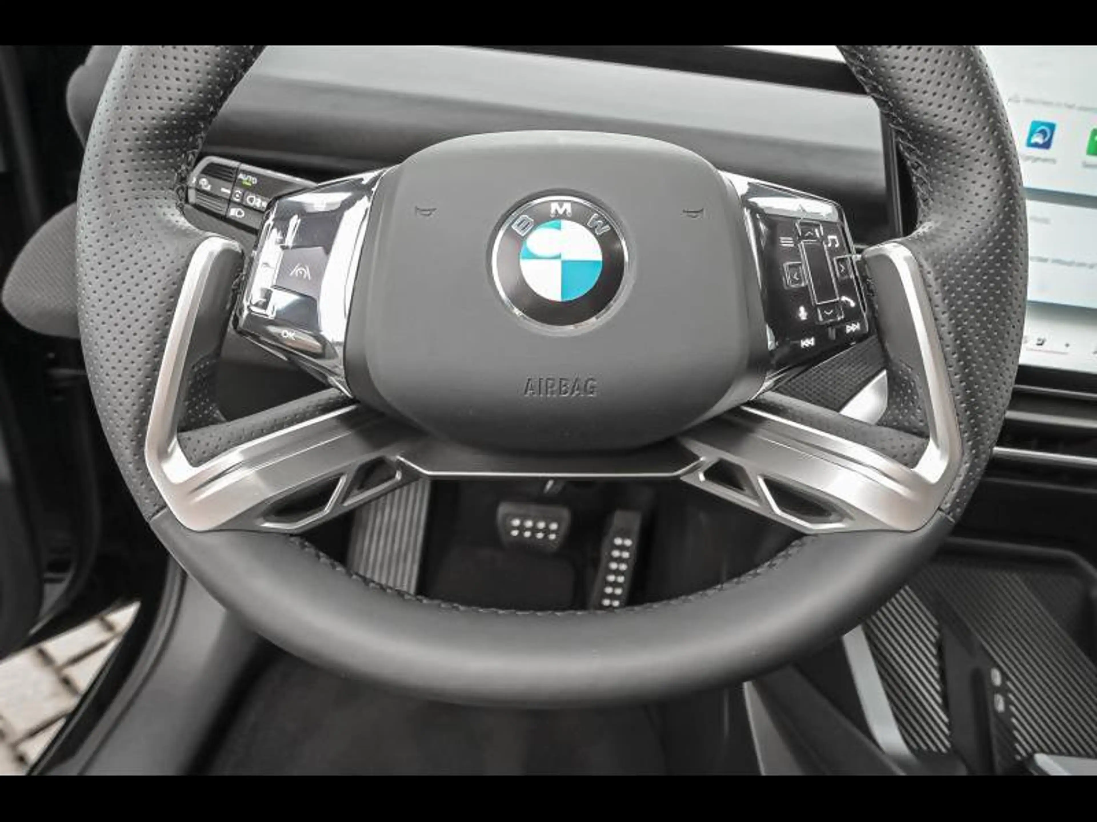 BMW iX3 xDrive50 — photo 8