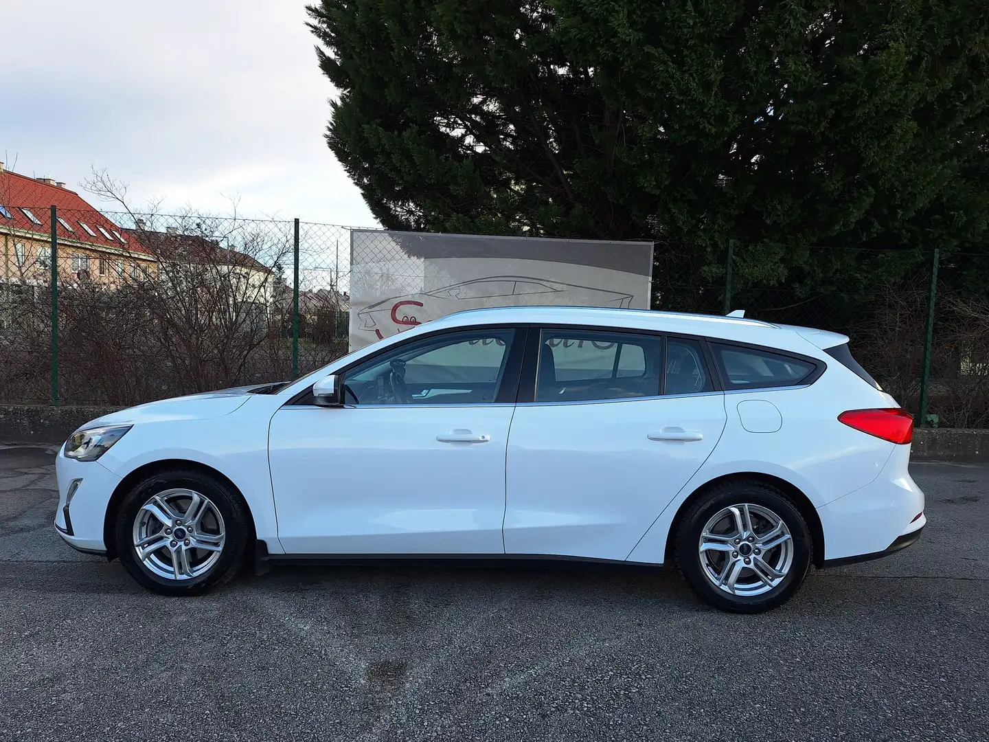 Ford Focus COOL & CONNECT Weiß - 2