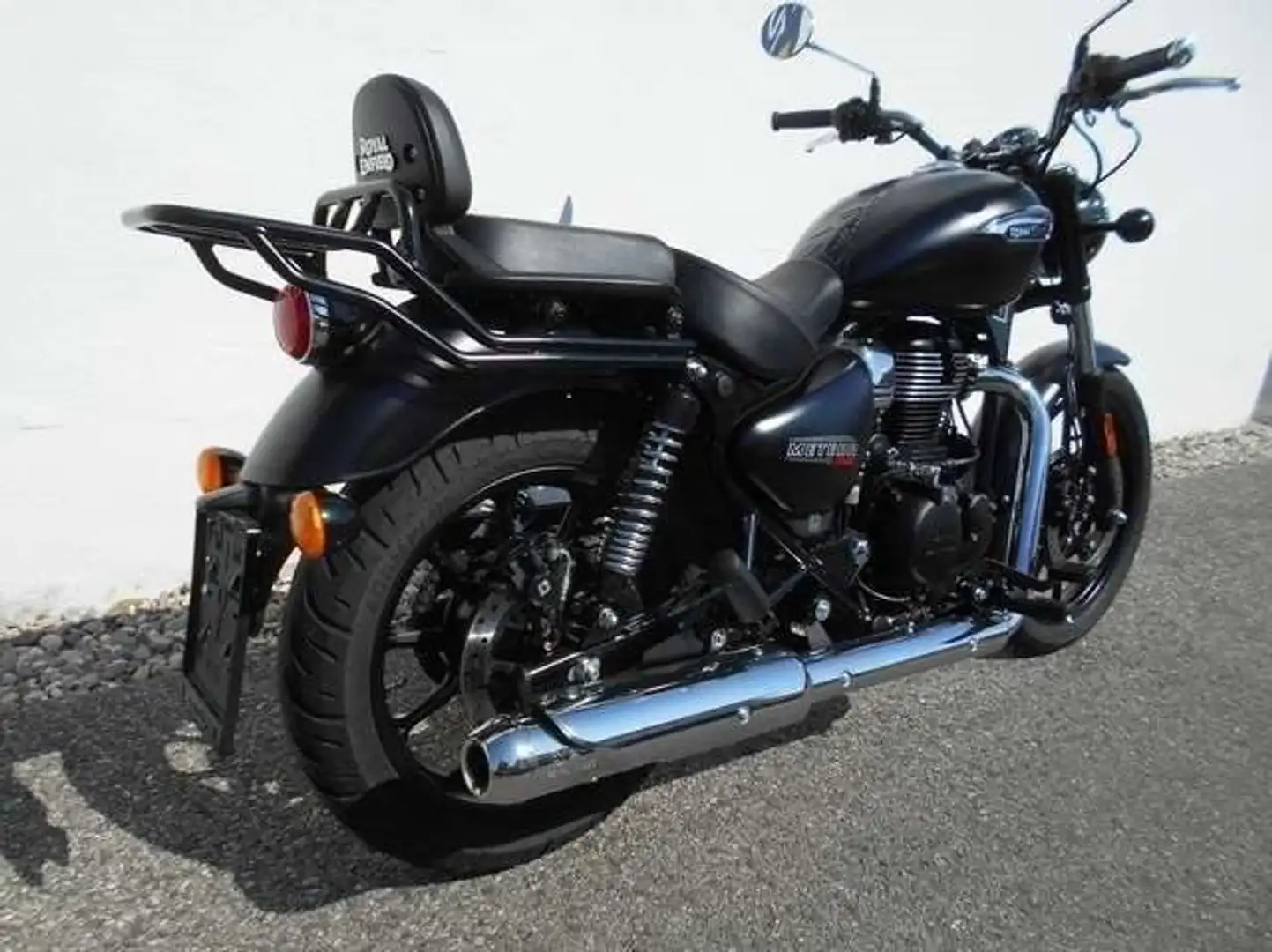 Royal Enfield Meteor 350 ABS "wie neu" Zwart - 2