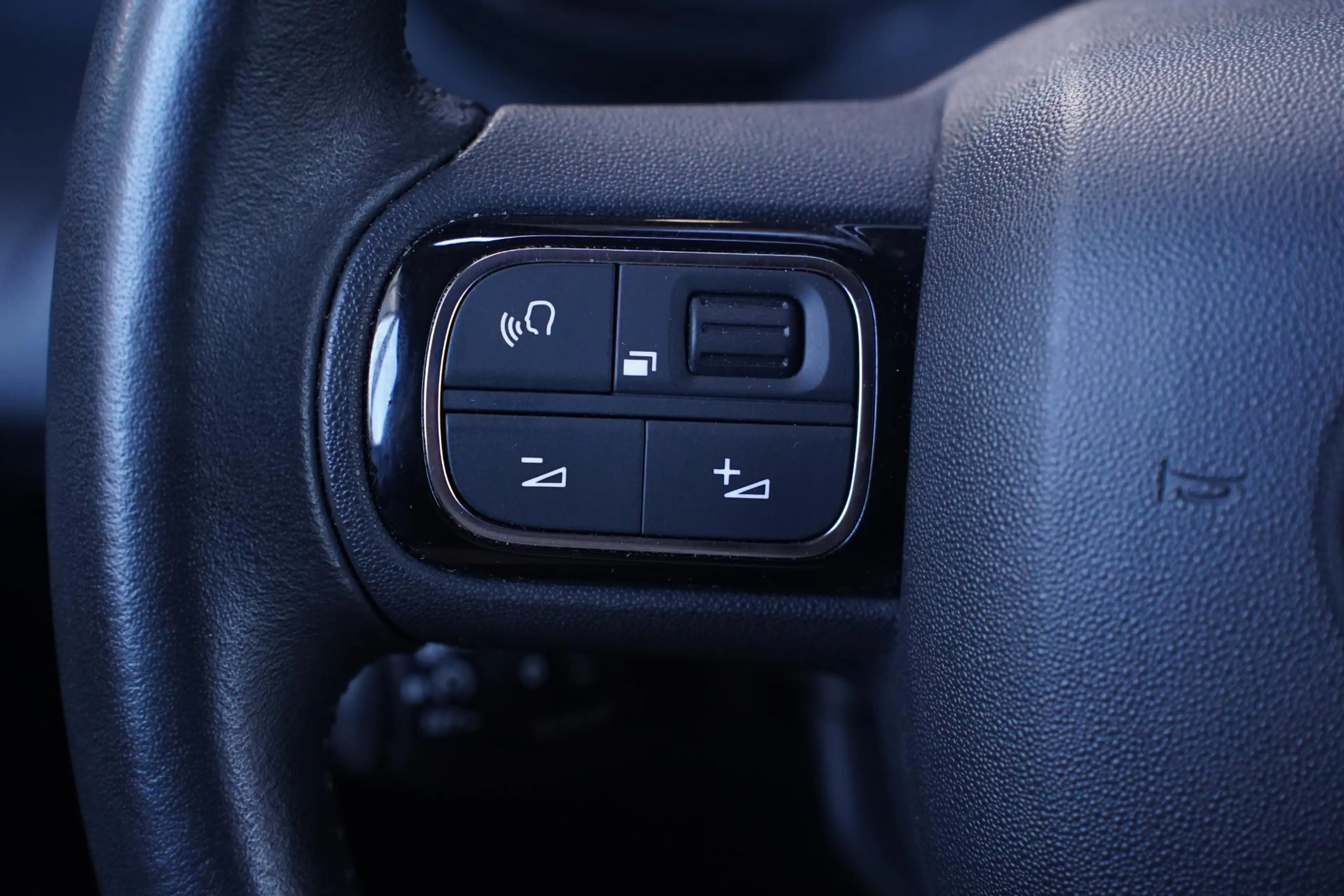 Fiat Doblo 1.5 BlueHDi 102 pk L1 Navi, Camera, Airco Apple Ca — photo 34