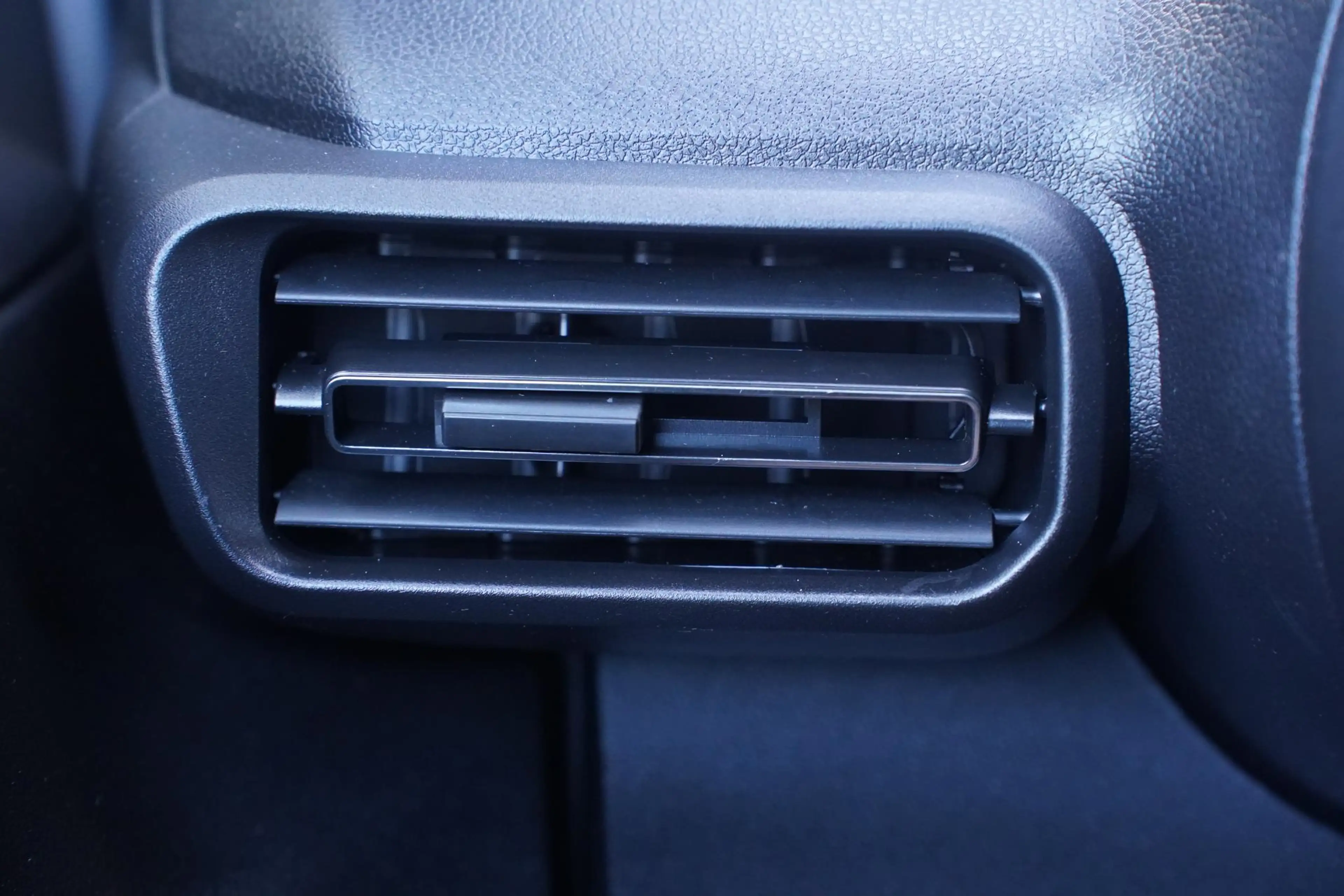 Fiat Doblo 1.5 BlueHDi 102 pk L1 Navi, Camera, Airco Apple Ca — photo 39