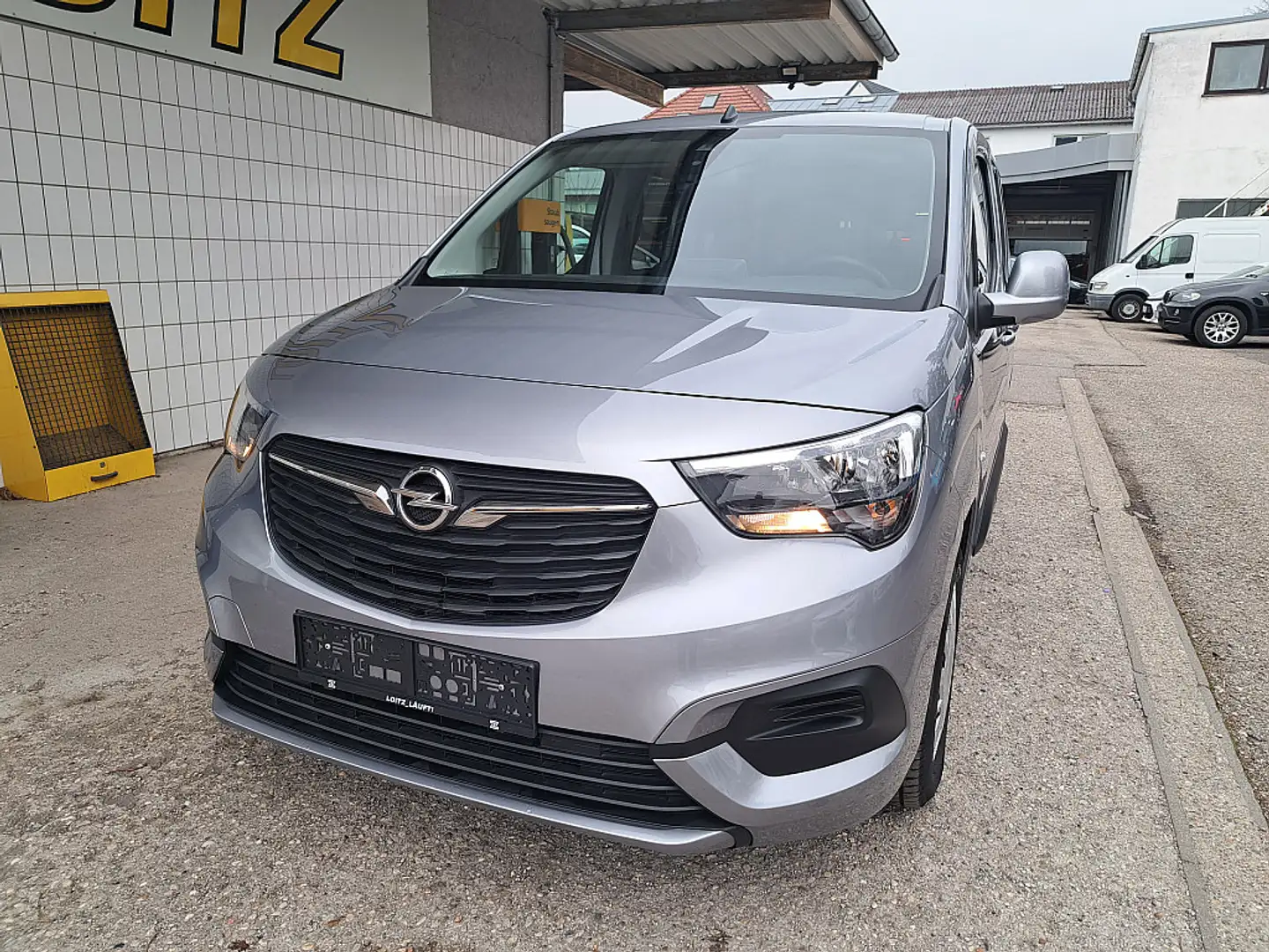 Opel Combo Life 1,5 CDTI BlueInj. L L1H1 Edition S/S* Sommer & ... siva - 2