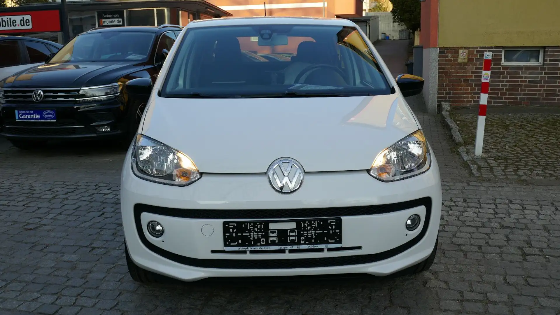Volkswagen up! cup up! BMT, Navi, PDC hinten Weiß - 2
