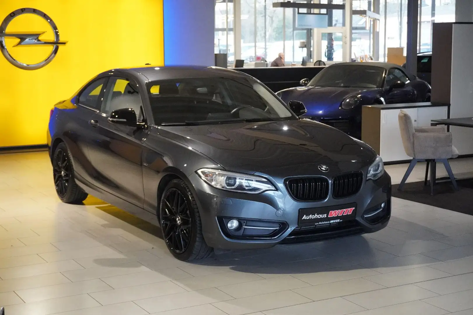 BMW 220 i Coupe ~Autm~Bi-Xen~Bluetooth~Sitzhz~PDC~ Grau - 1