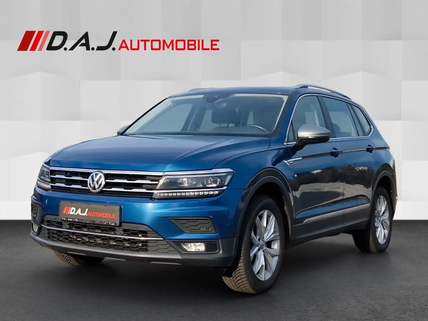 Volkswagen Tiguan Allspace 2.0 TDI SCR DSG 4Motion Highline Blau - 1