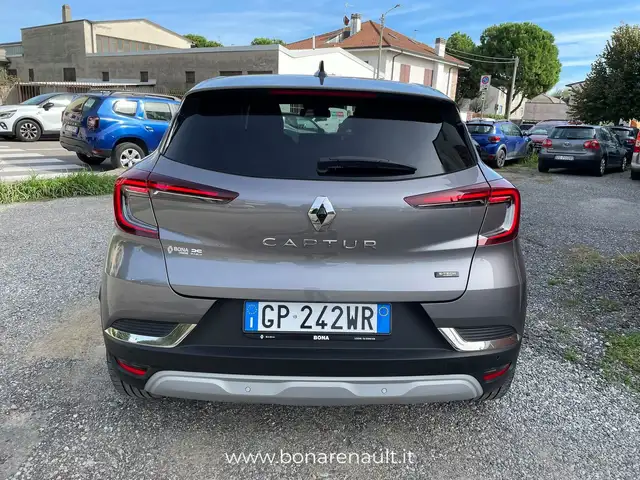 Renault Captur view 5
