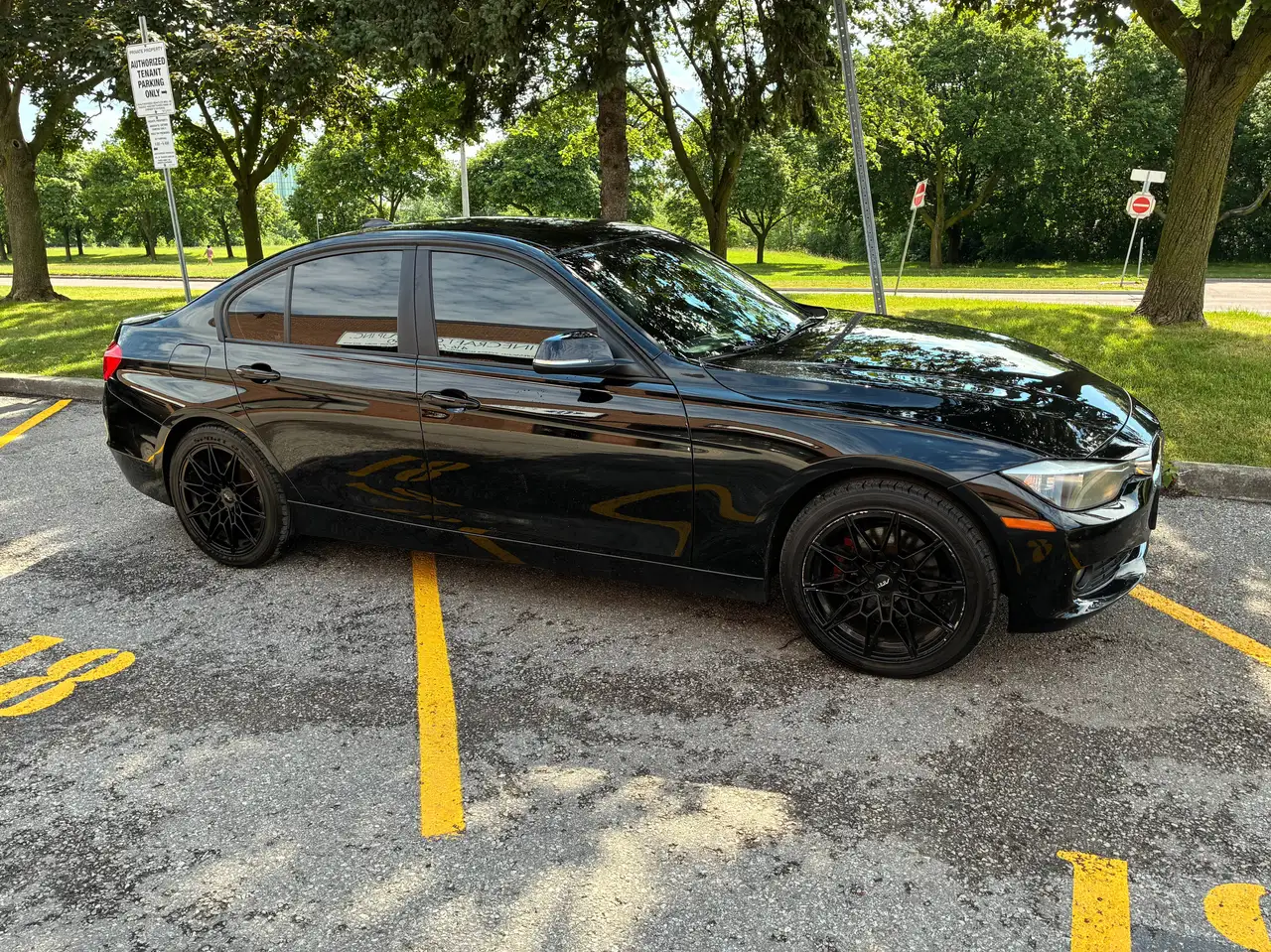 BMW 3 Series photo BMW 3 Series