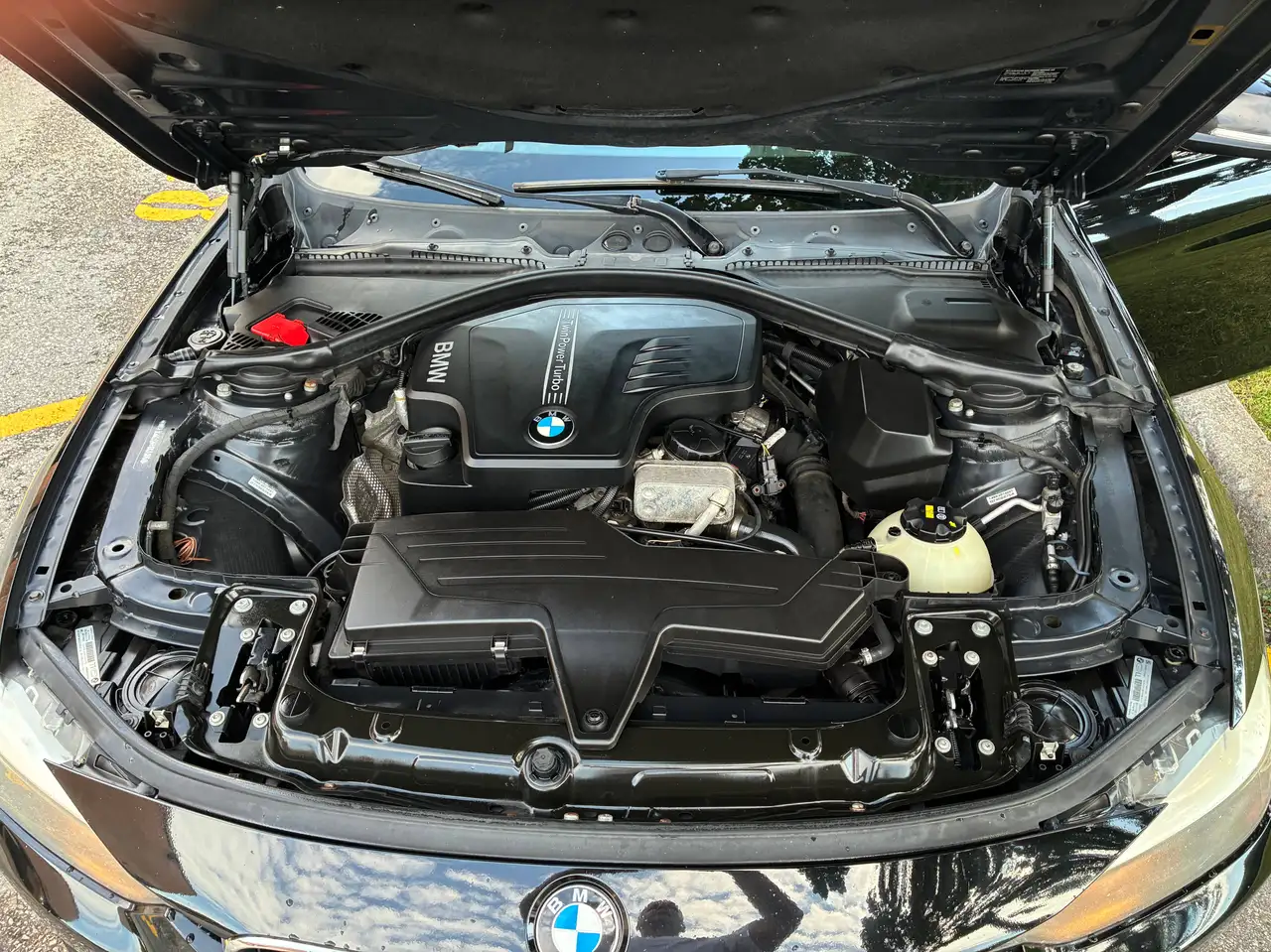 BMW 3 Series photo BMW 3 Series