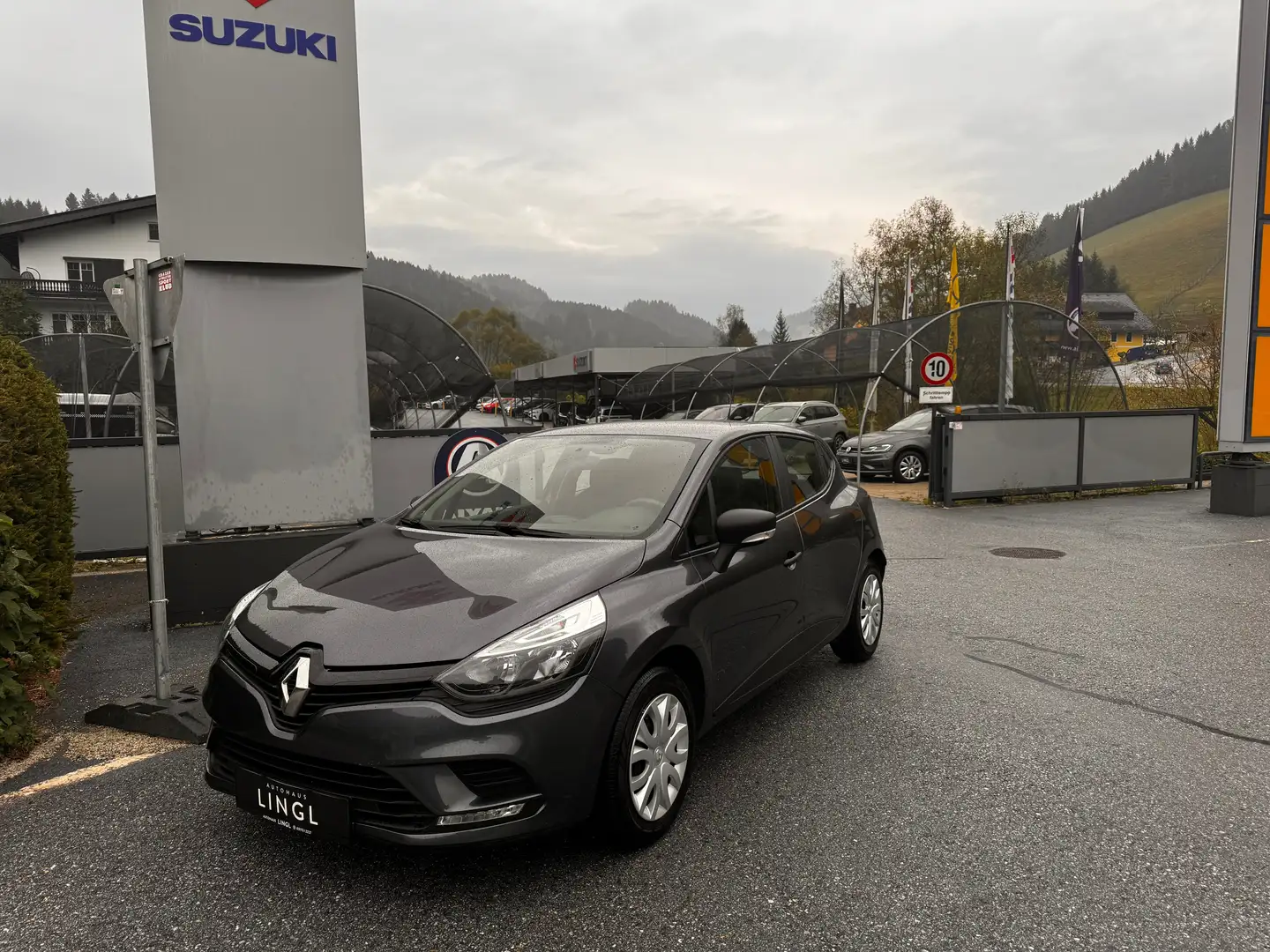 Renault Clio Clio Life TCe 75 *WENIG KM* Grau - 1