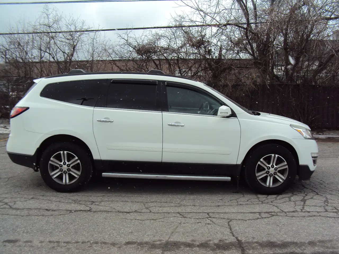 Chevrolet Traverse снимка Chevrolet Traverse