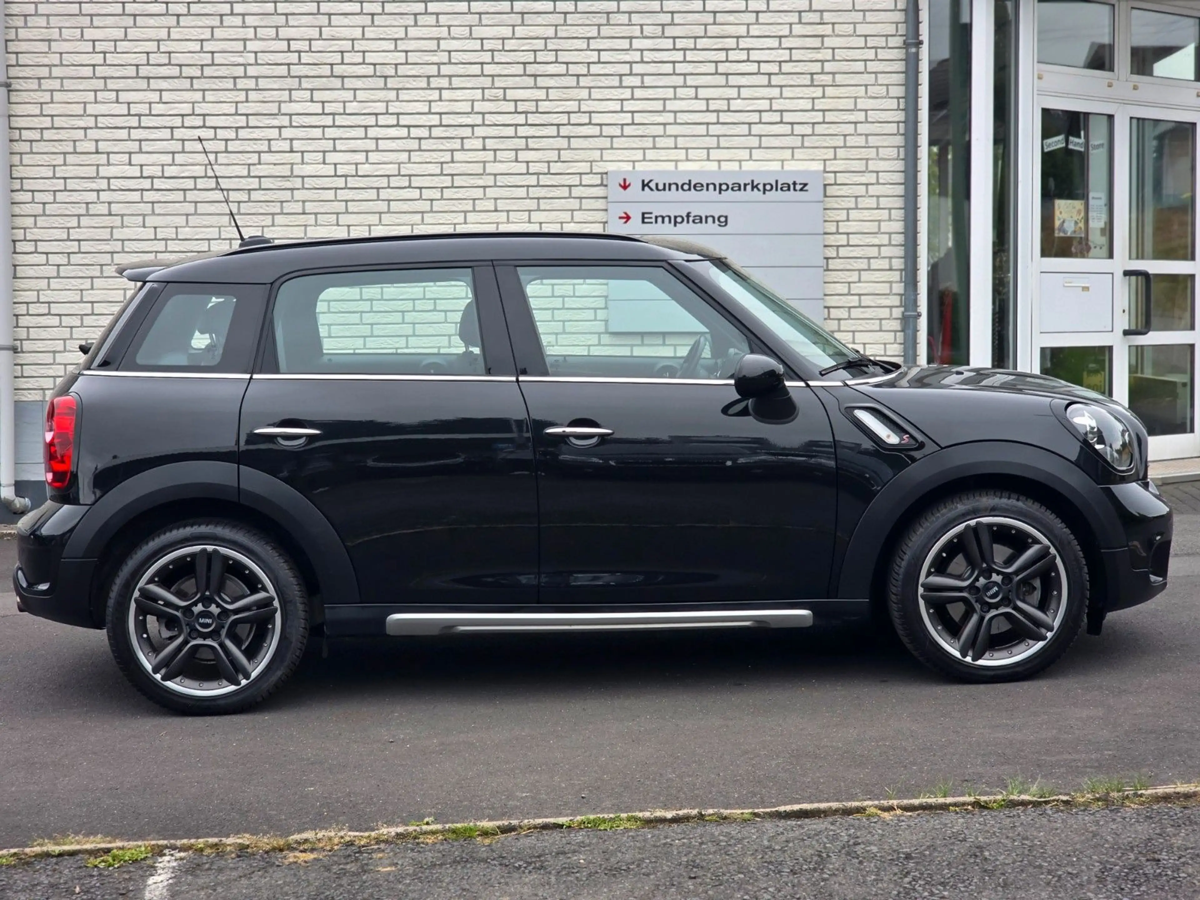 MINI Cooper Countryman Cooper S All4 Pano SItzheizung Navi — photo 6