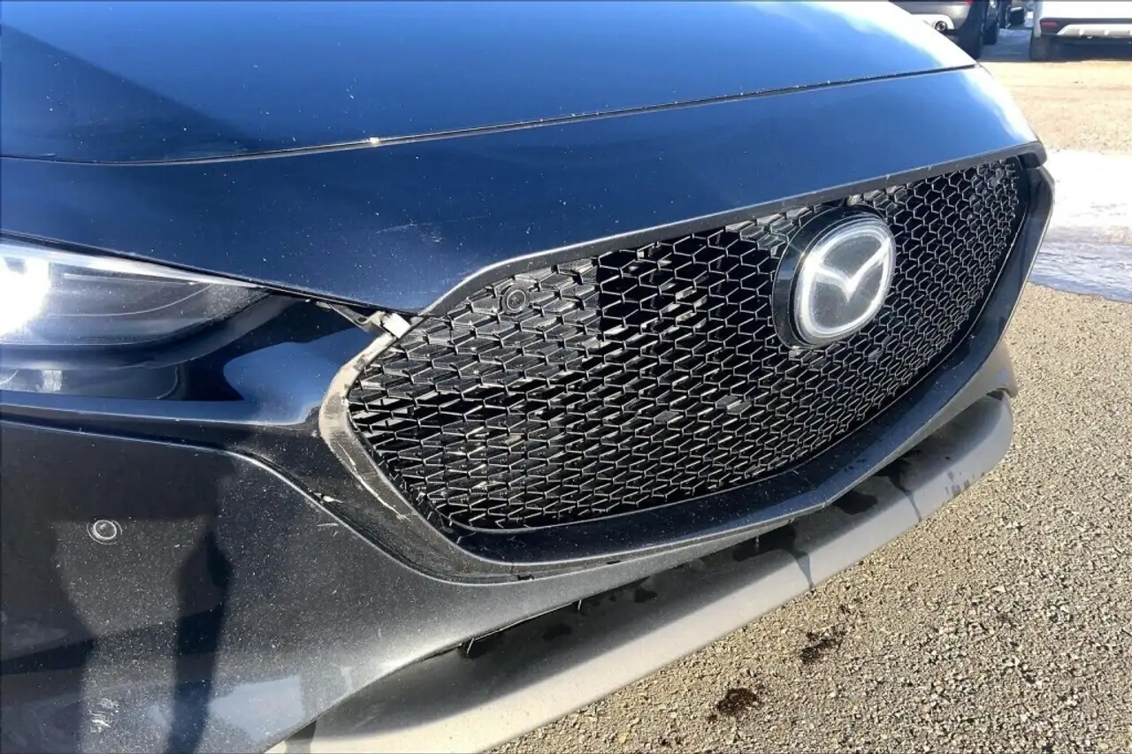 Mazda 3 снимка Mazda 3