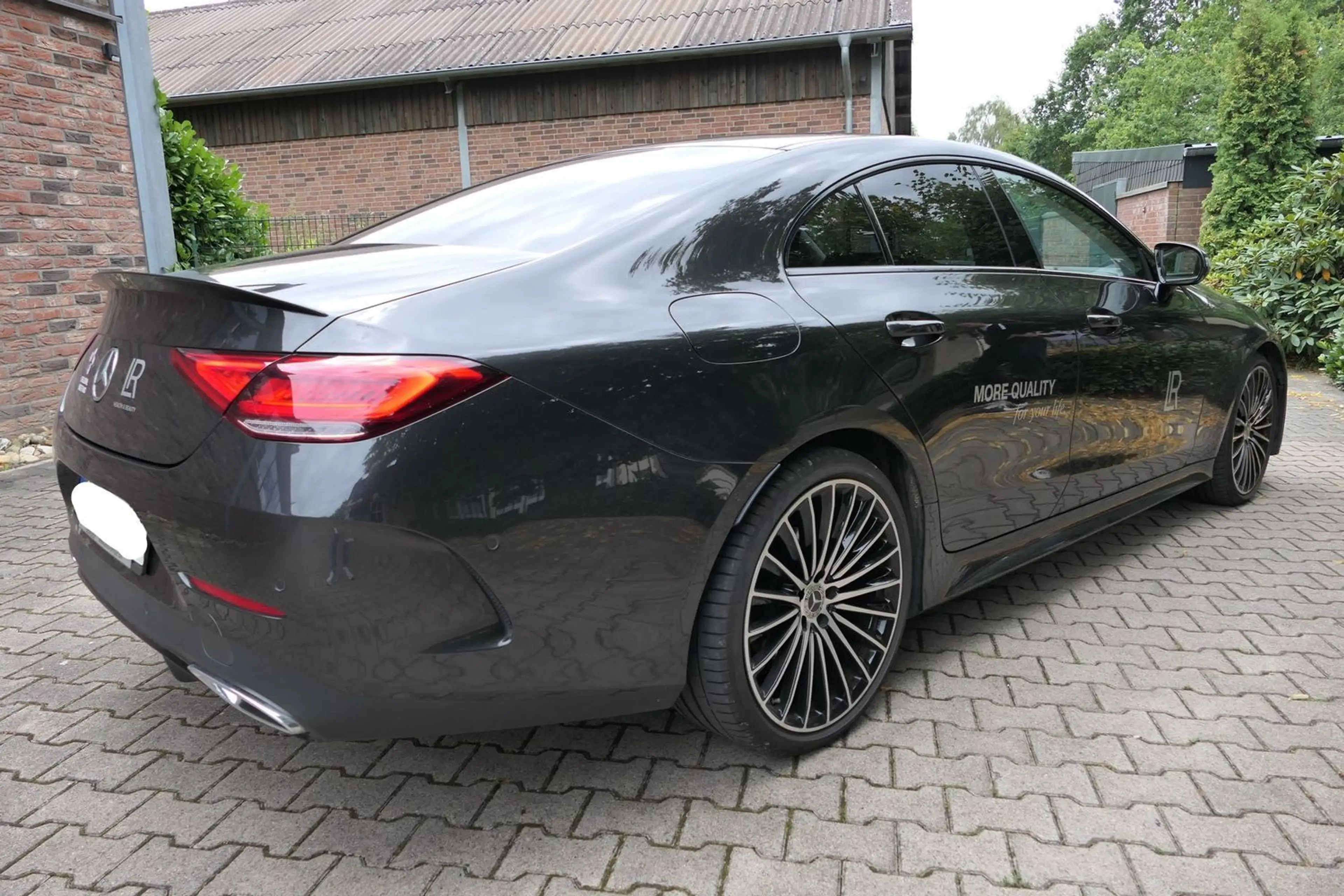 Mercedes-Benz CLS 220 CLS 220 d AMG Night-Paket 20`` — photo 11