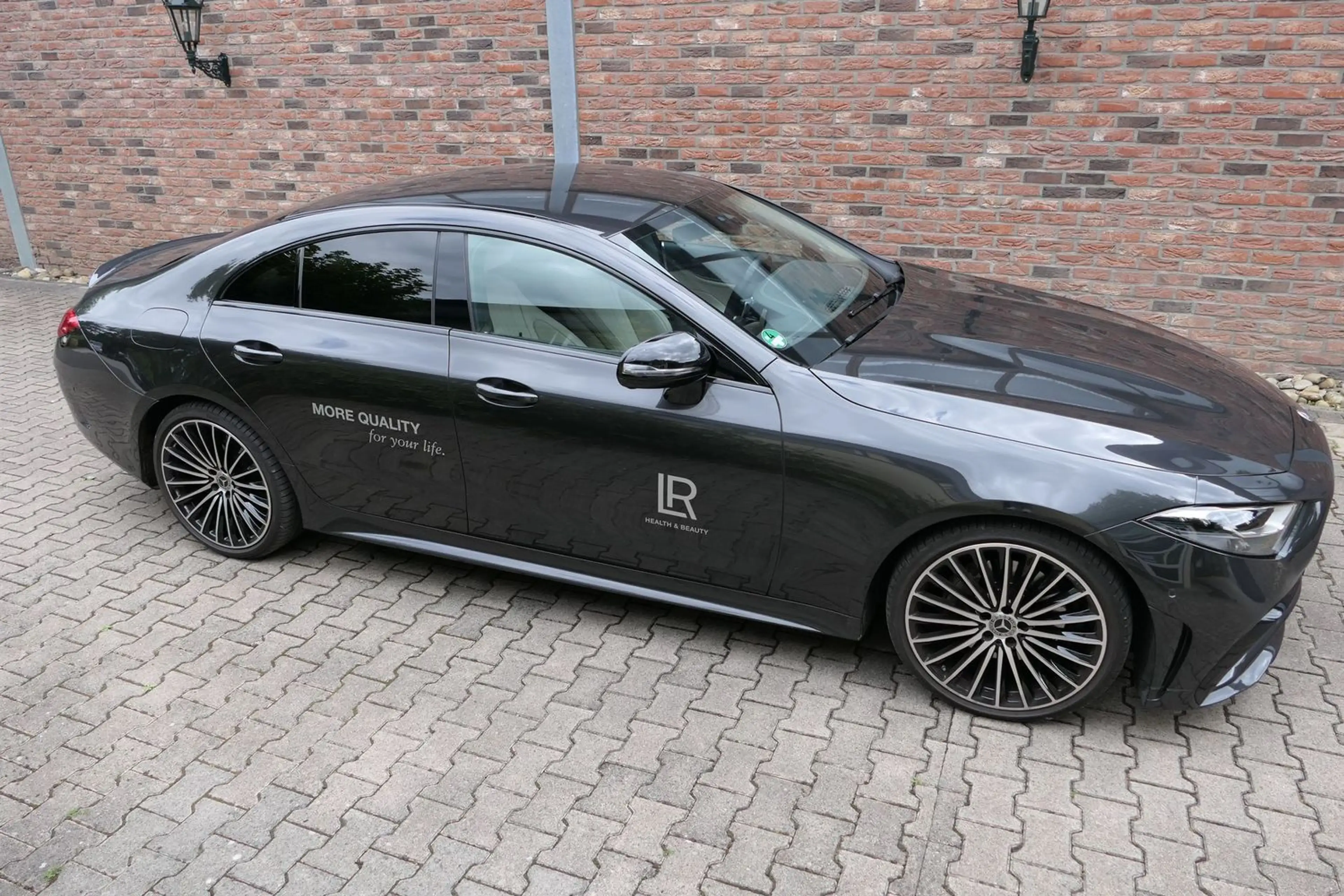 Mercedes-Benz CLS 220 CLS 220 d AMG Night-Paket 20`` — photo 14