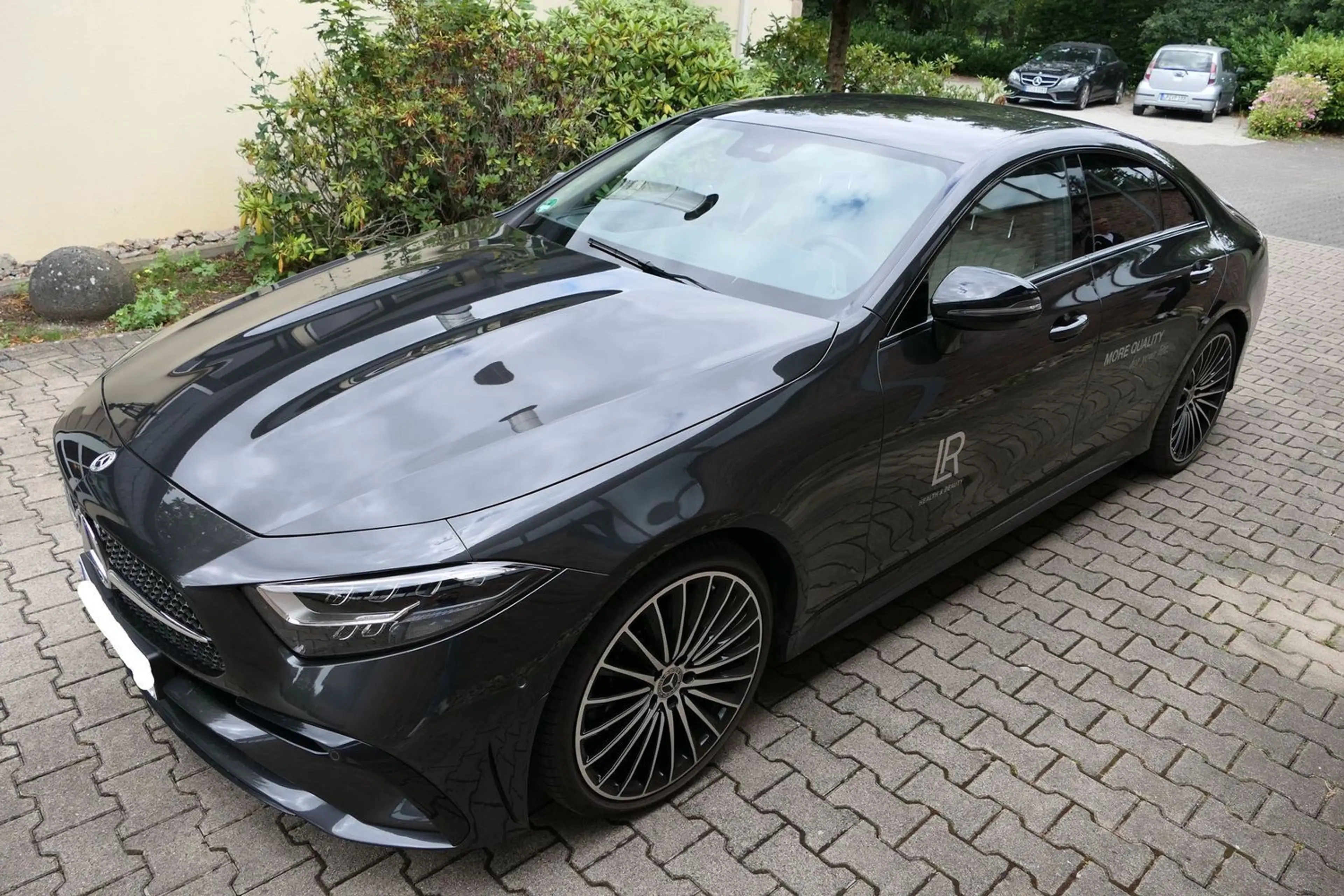 Mercedes-Benz CLS 220 CLS 220 d AMG Night-Paket 20`` — photo 4