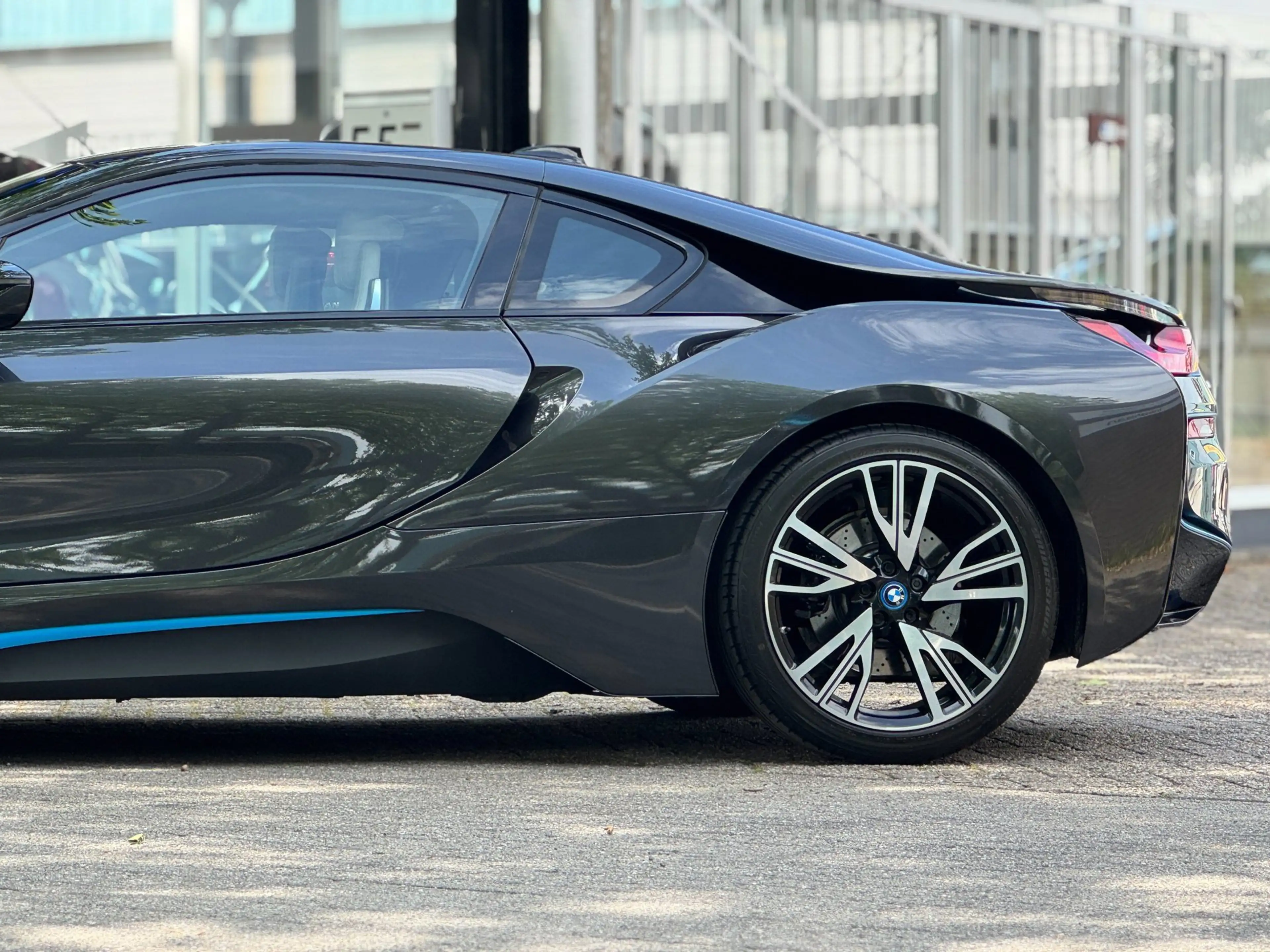 BMW i8 1.5 First Edition Plug-in Hybrid 360 cam NL auto L — photo 12