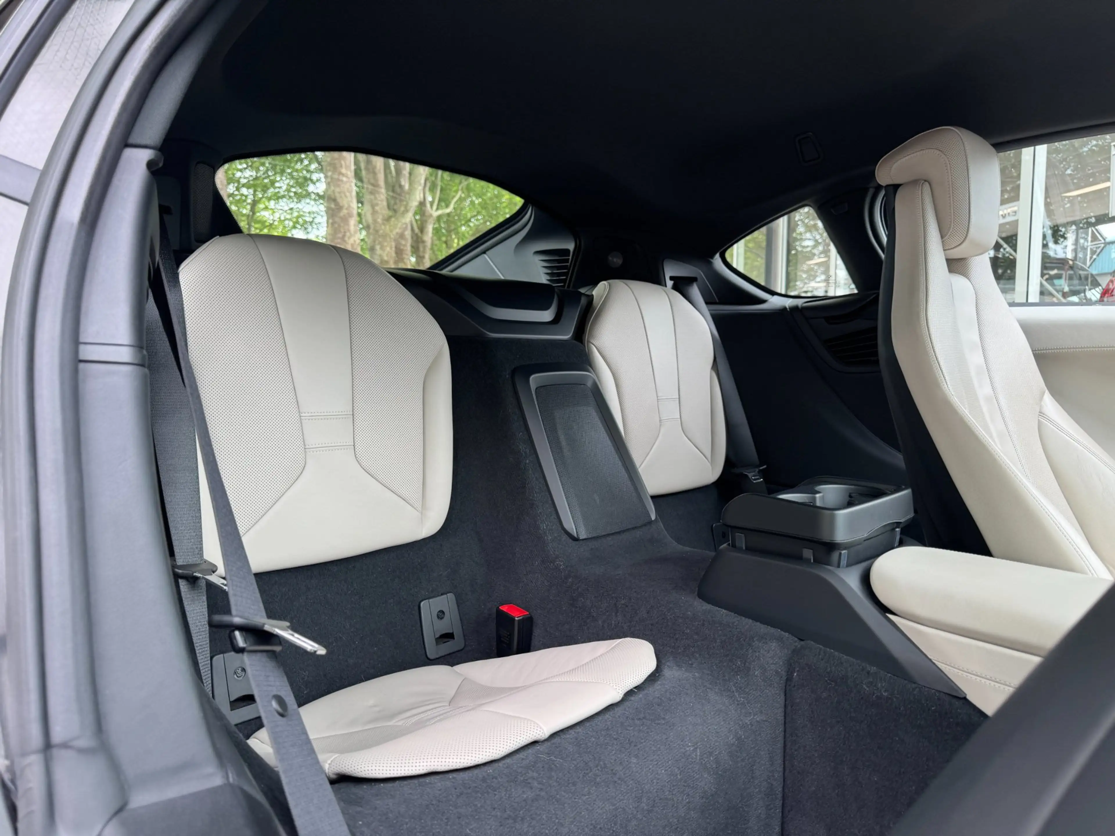 BMW i8 1.5 First Edition Plug-in Hybrid 360 cam NL auto L — photo 27