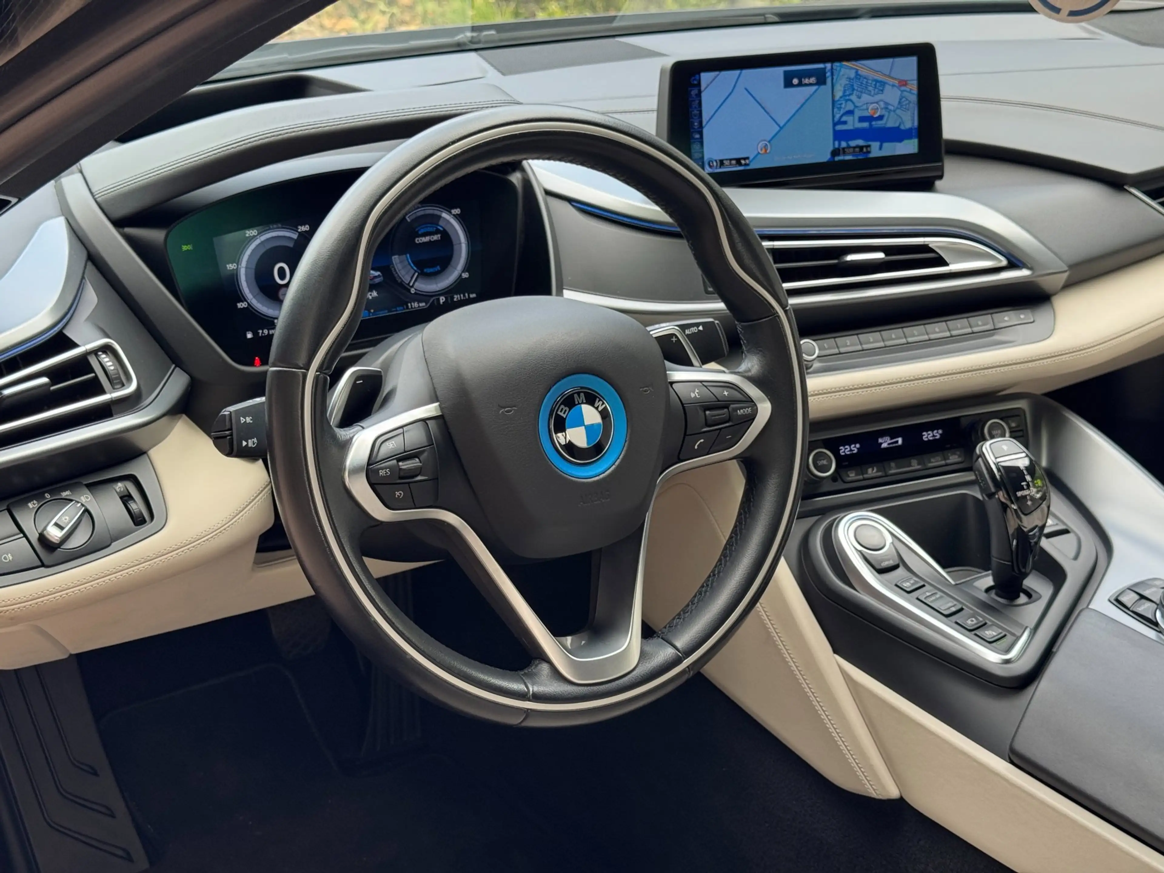 BMW i8 1.5 First Edition Plug-in Hybrid 360 cam NL auto L — photo 22