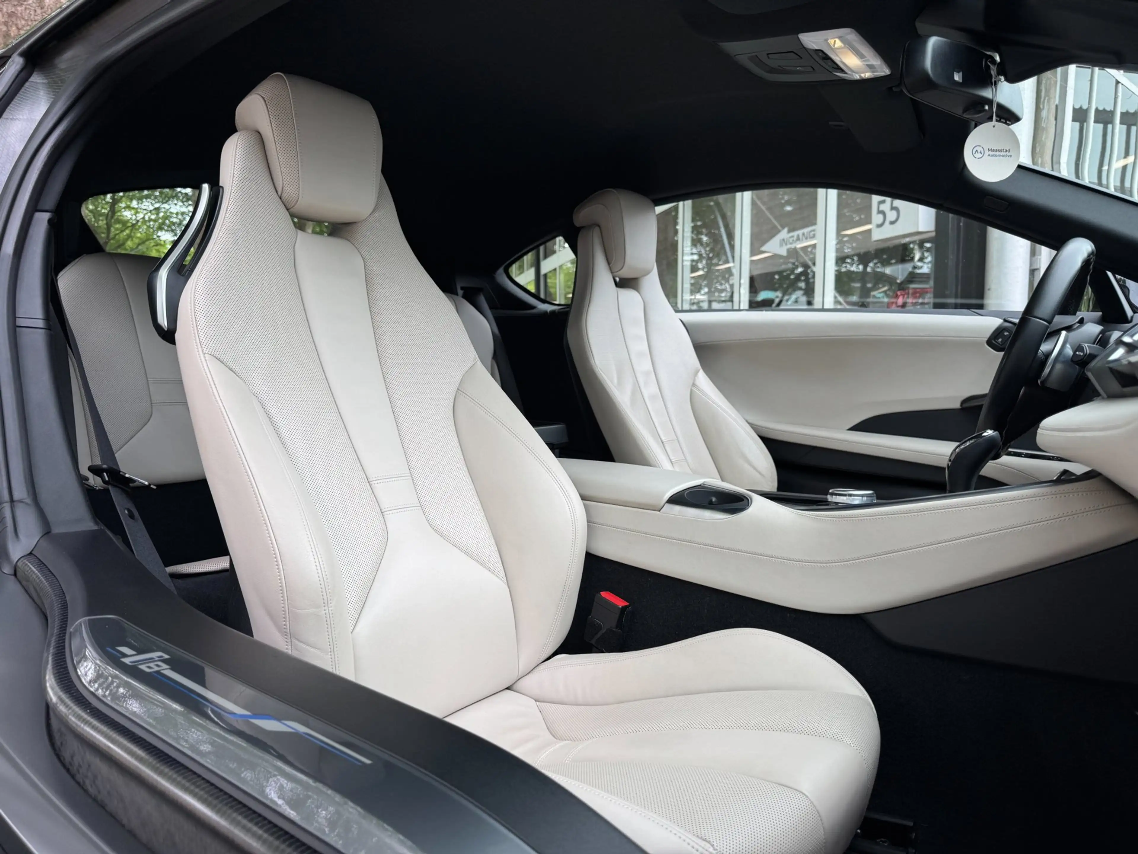 BMW i8 1.5 First Edition Plug-in Hybrid 360 cam NL auto L — photo 28