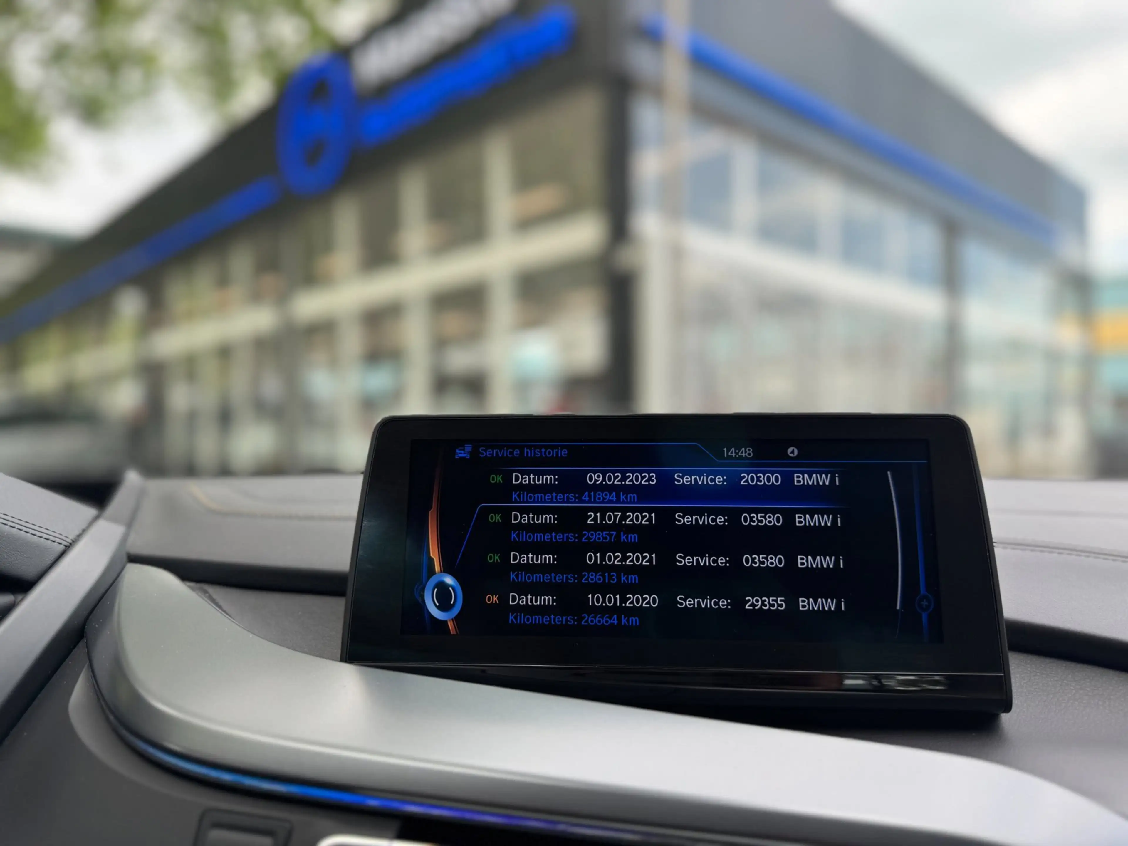 BMW i8 1.5 First Edition Plug-in Hybrid 360 cam NL auto L — photo 38
