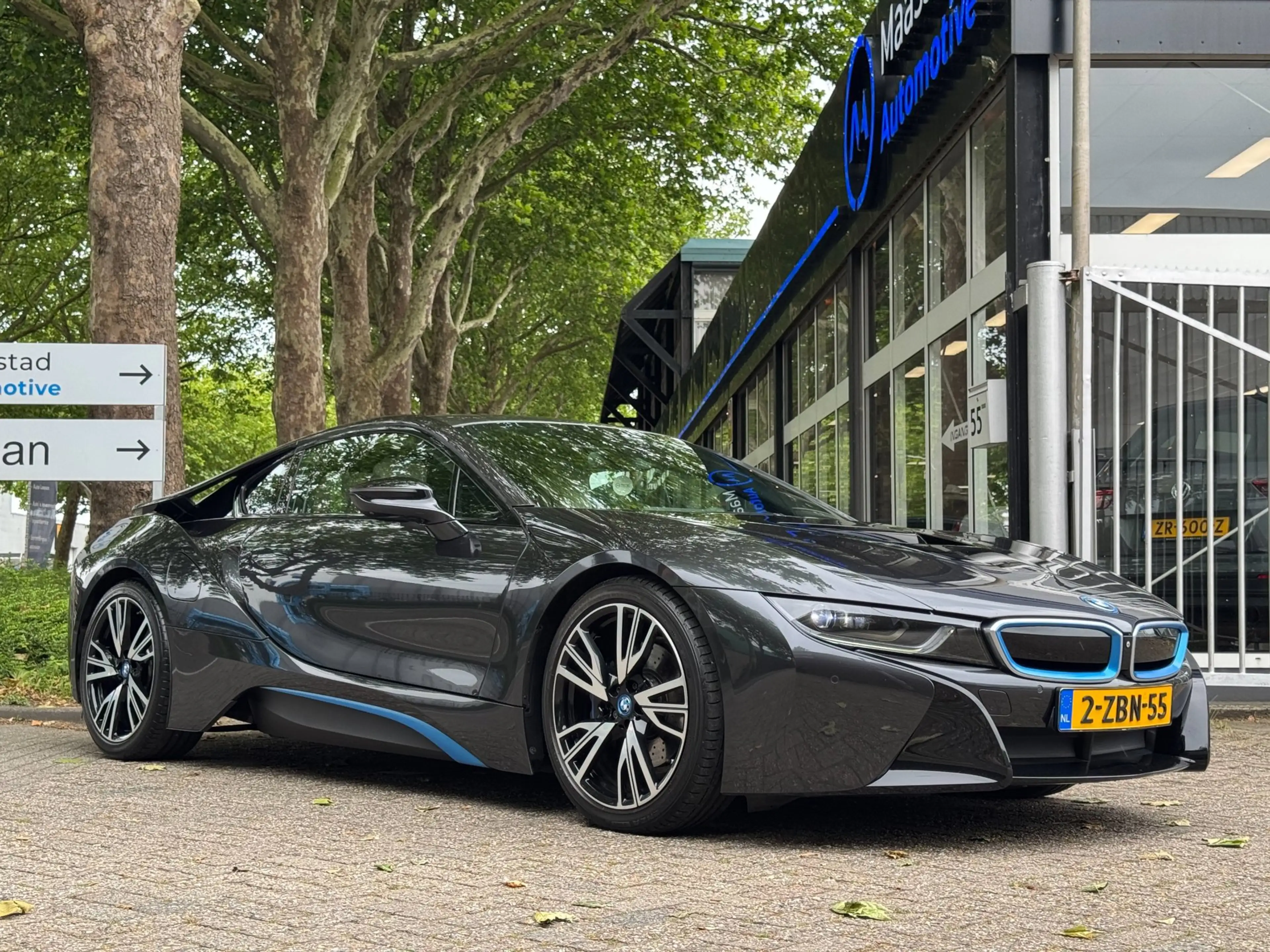 BMW i8 1.5 First Edition Plug-in Hybrid 360 cam NL auto L — photo 19