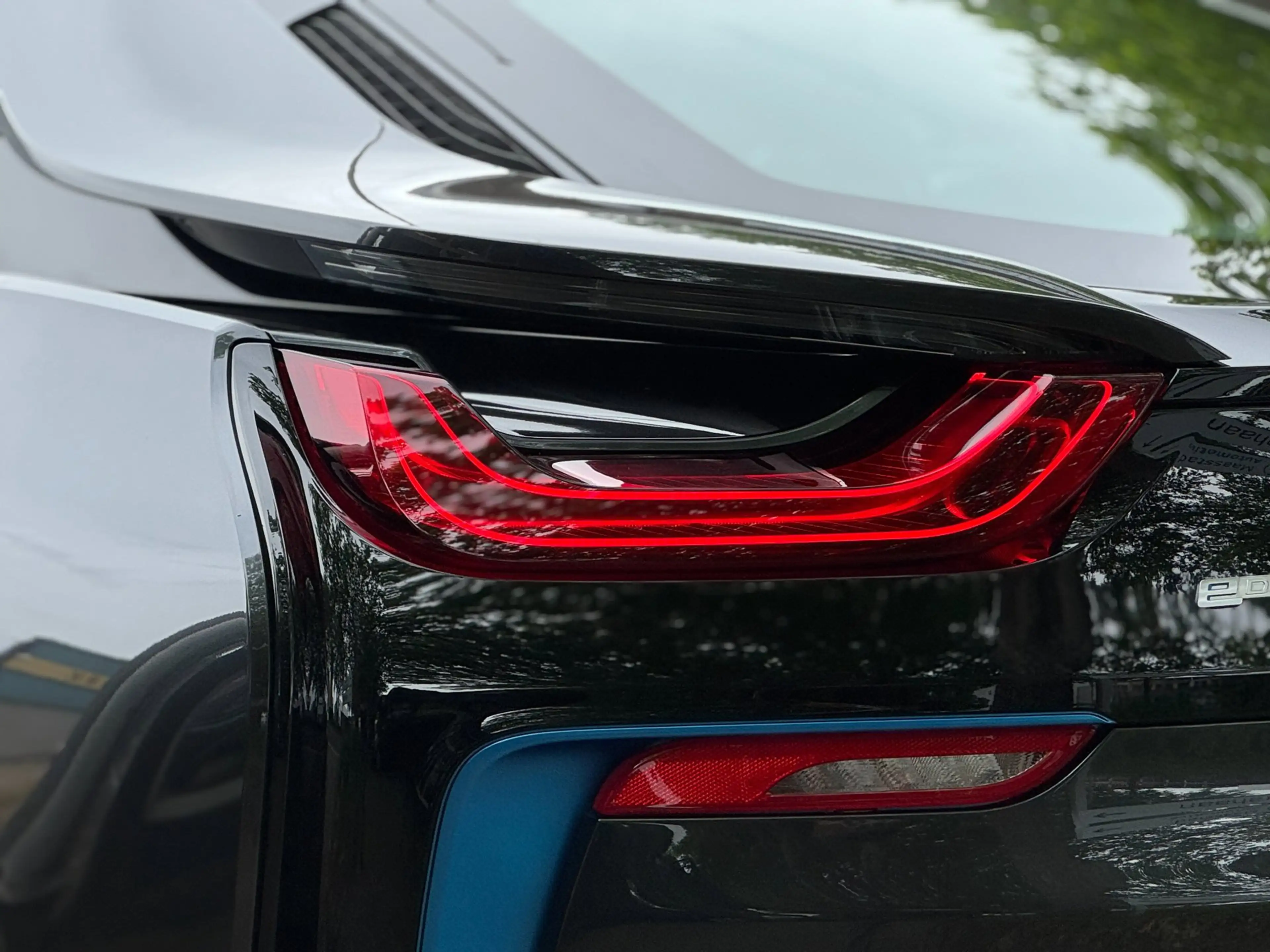 BMW i8 1.5 First Edition Plug-in Hybrid 360 cam NL auto L — photo 43