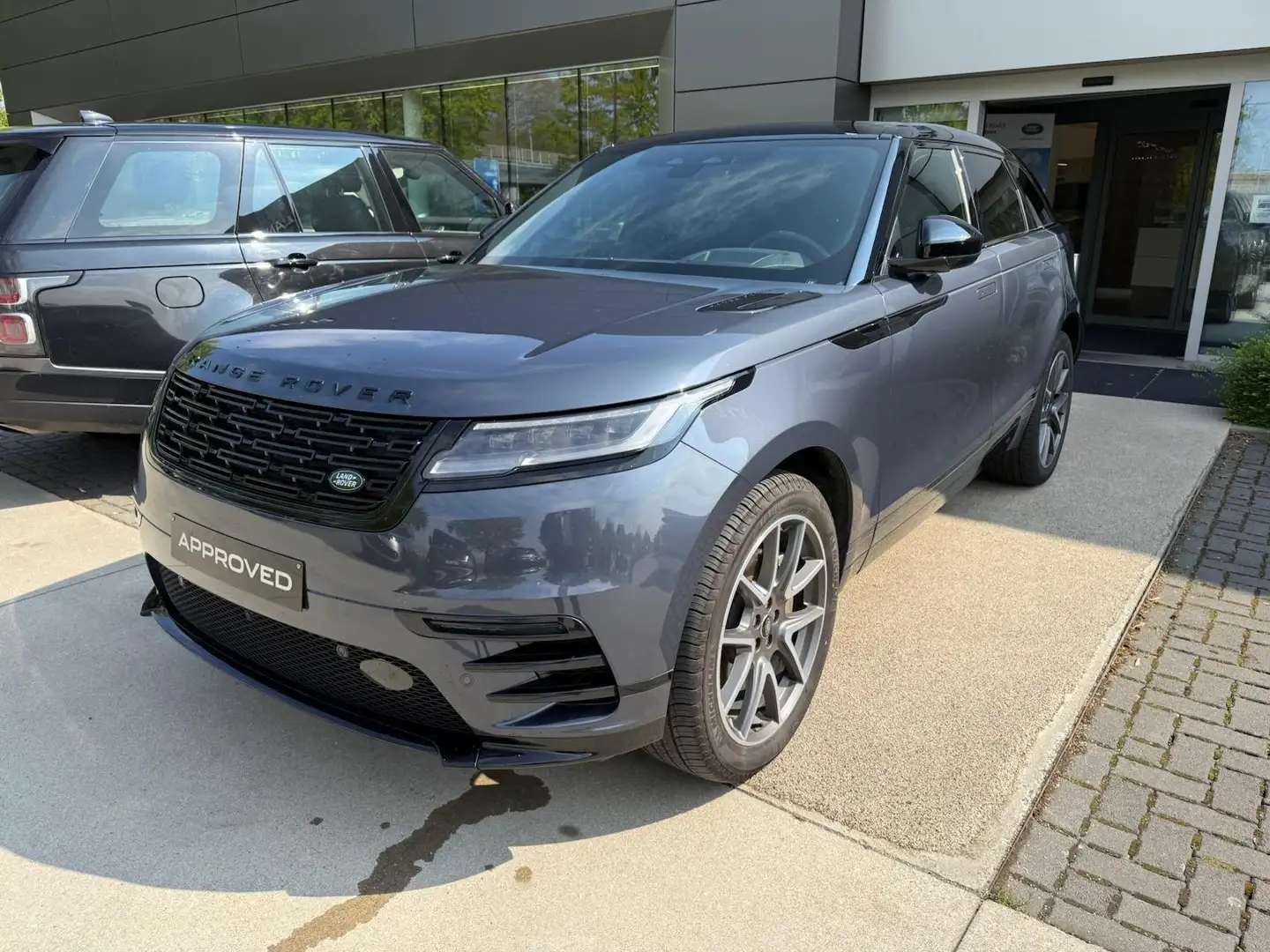 Land Rover Range Rover Velar P400e Dynamic HSE Blauw - 1