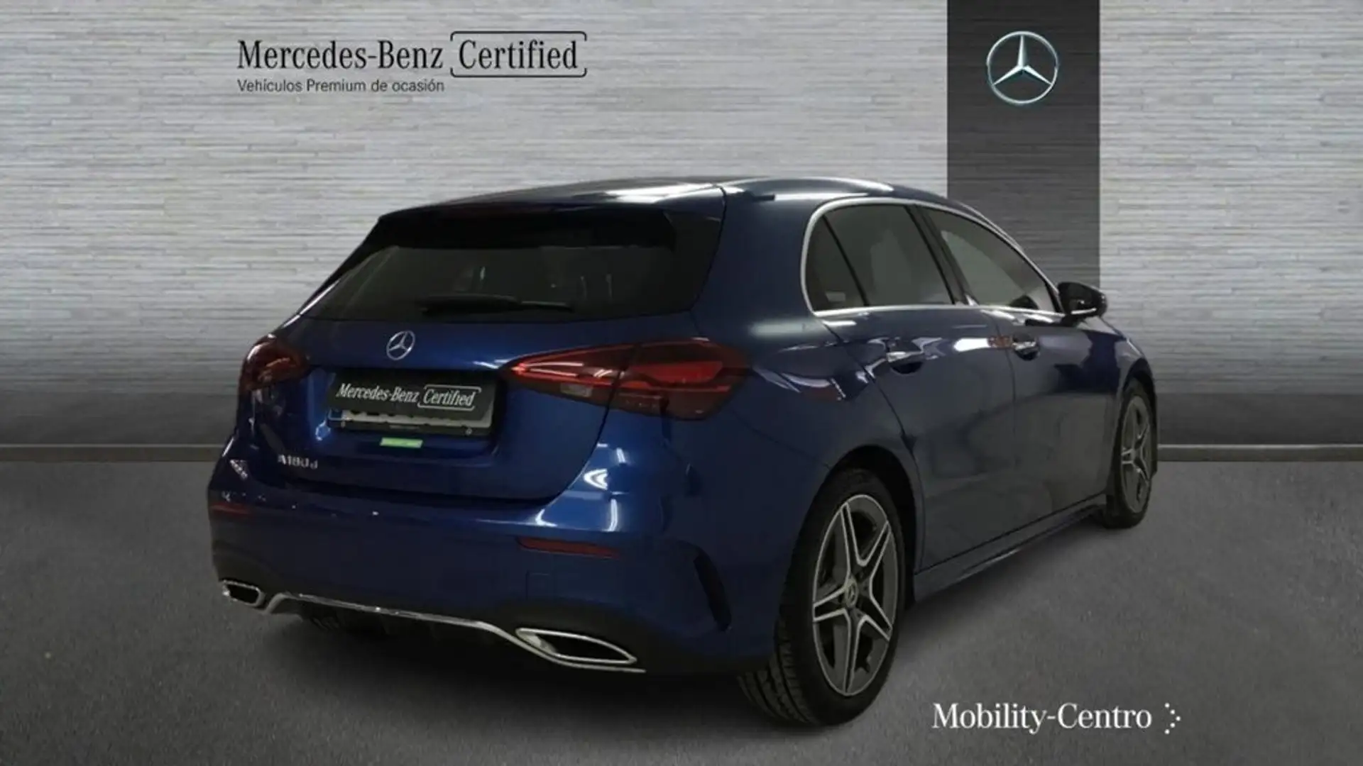 Mercedes-Benz A 180 180d Bleu - 2