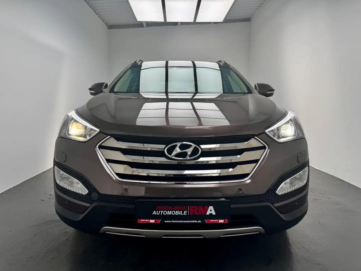 Hyundai SANTA FE Premium 4WD 2.2 CRDi+PANO+NAVI+KAMERA+ Braun - 2