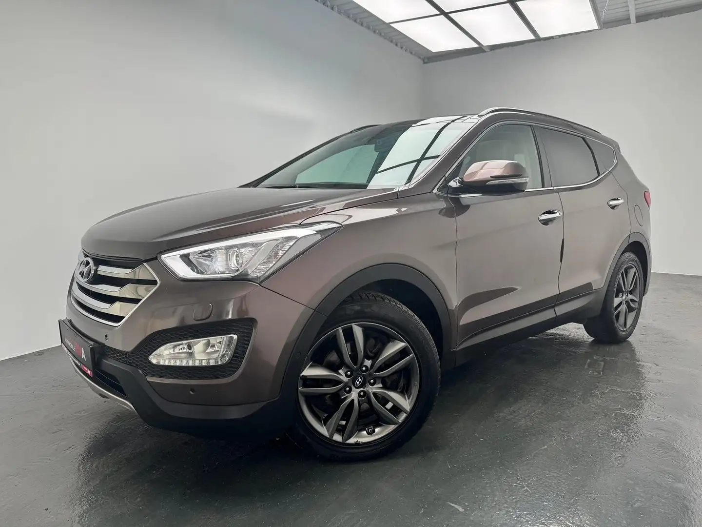 Hyundai SANTA FE Premium 4WD 2.2 CRDi+PANO+NAVI+KAMERA+ Braun - 1