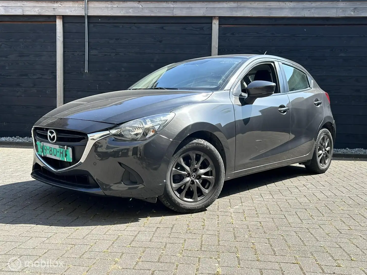 Mazda 2 1.5 Skyactiv-G Dynamic+ AUTOMAAT / LM / BT Gris - 1