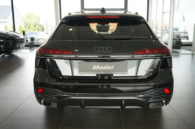 Audi A6 view 5